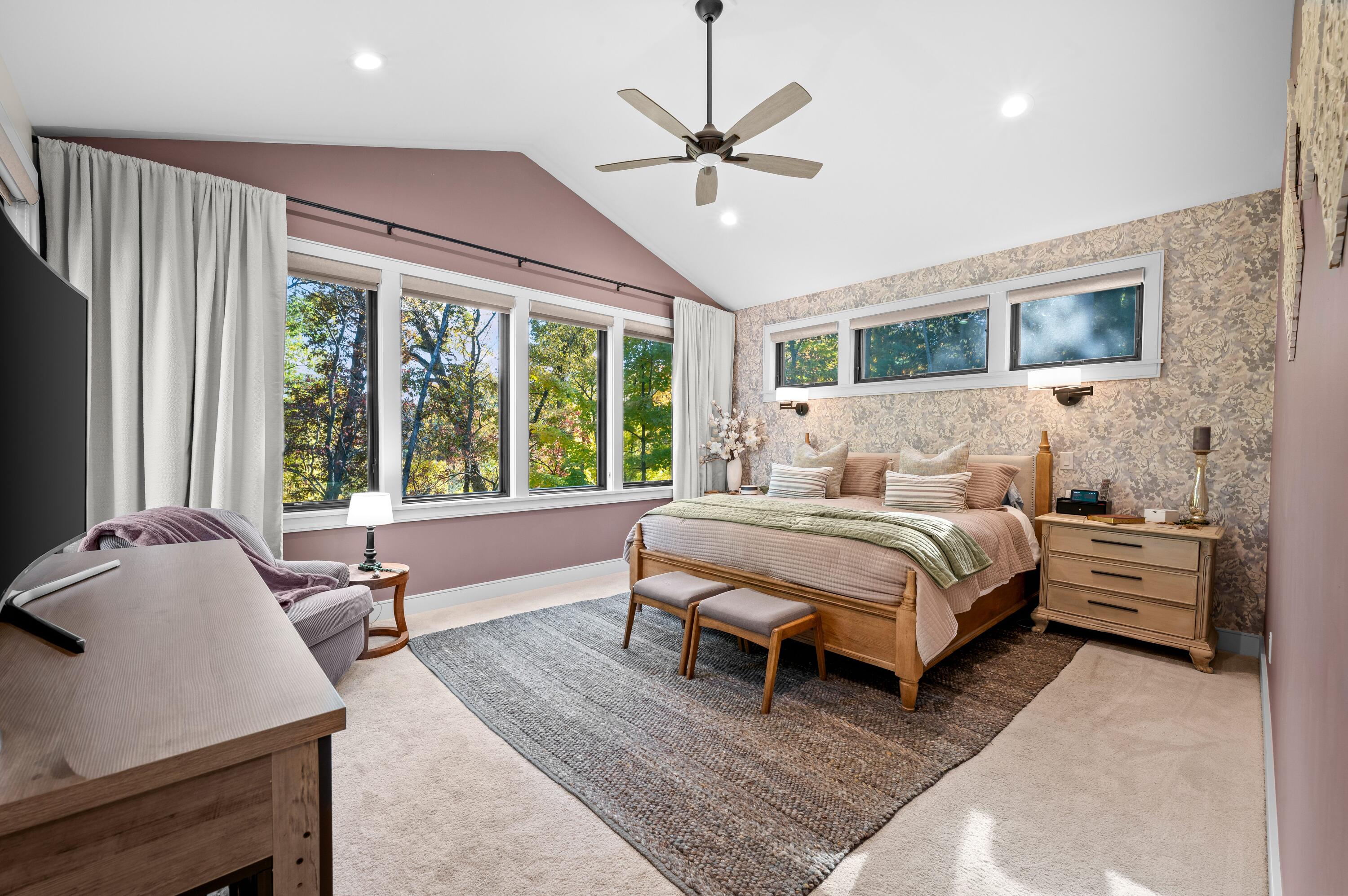 St. Joseph, Michigan, 49085, United States, 6 Bedrooms Bedrooms, ,6 BathroomsBathrooms,Residential,Active,1985598