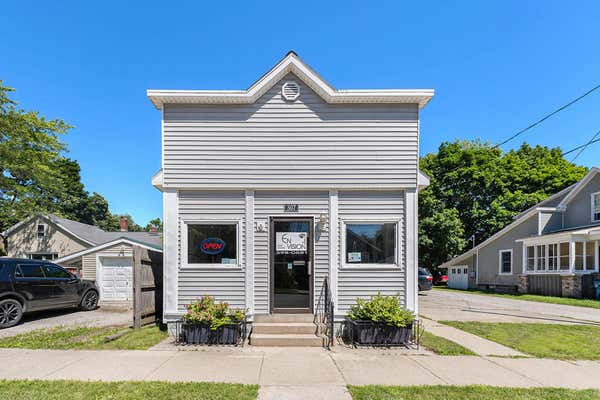 307 SIBBEN ST, MANISTEE, MI 49660 - Image 1