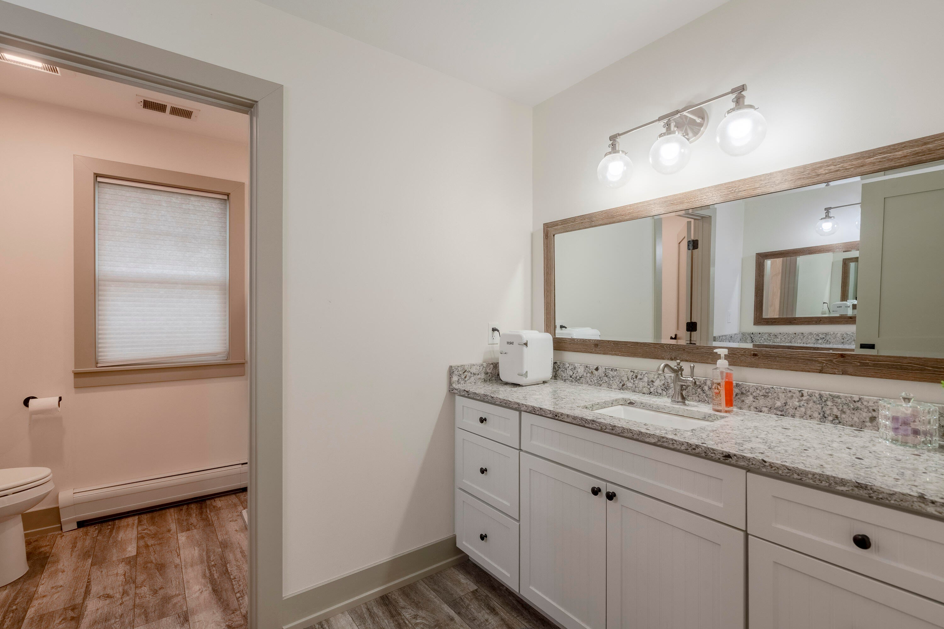 Middleville, Michigan, 49333, United States, 6 Bedrooms Bedrooms, ,3 BathroomsBathrooms,Residential,Active,2006790