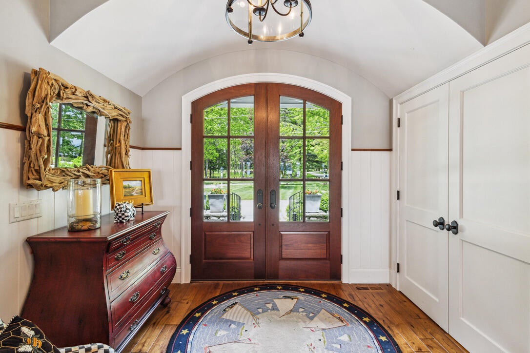 White Pigeon, Michigan, 49099, United States, 9 Bedrooms Bedrooms, ,9 BathroomsBathrooms,Residential,Active,1849554