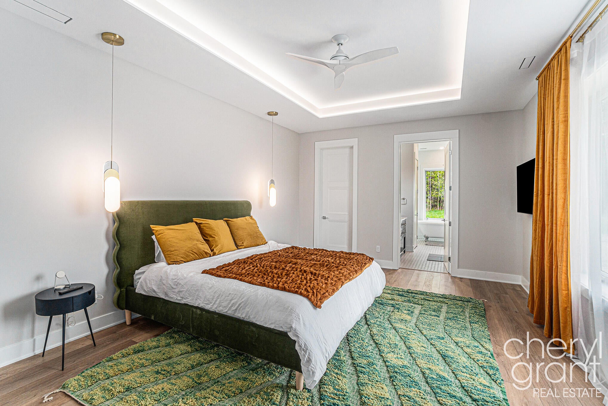 Fennville, Michigan, 49408, United States, 4 Bedrooms Bedrooms, ,4 BathroomsBathrooms,Residential,Active,1964494