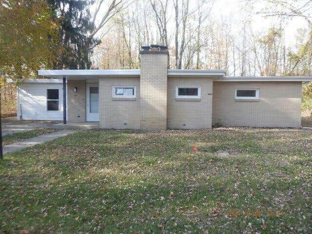 70860 M 43, SOUTH HAVEN, MI 49090, photo 1 of 24