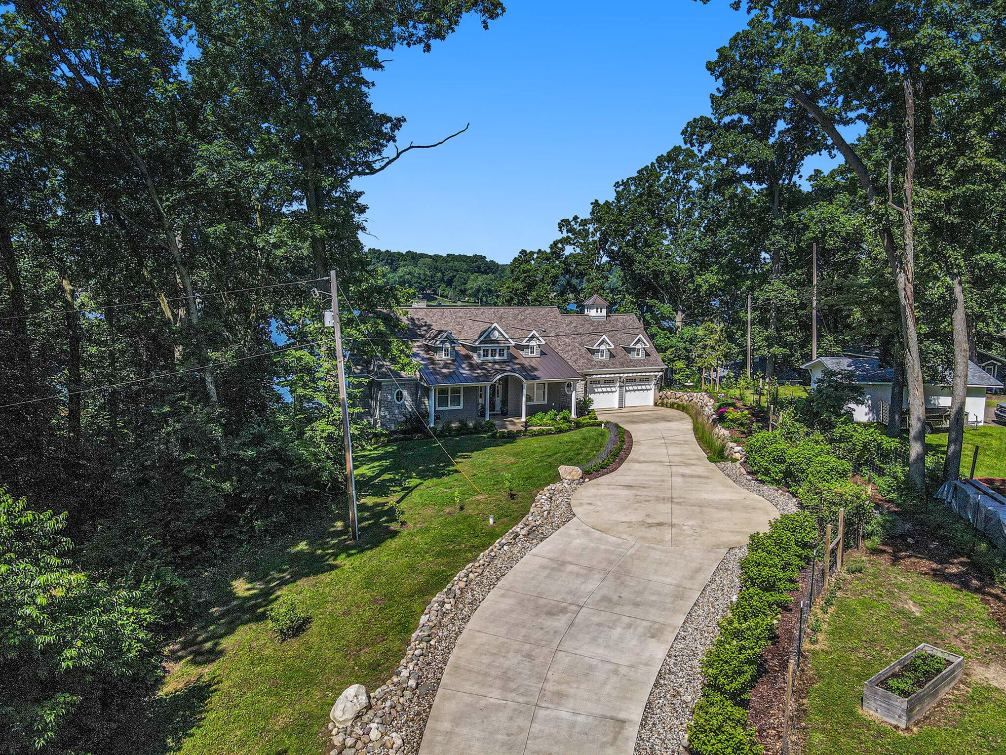 Three Rivers, Michigan, 49093, United States, 2 Bedrooms Bedrooms, ,3 BathroomsBathrooms,Residential,Active,1877808