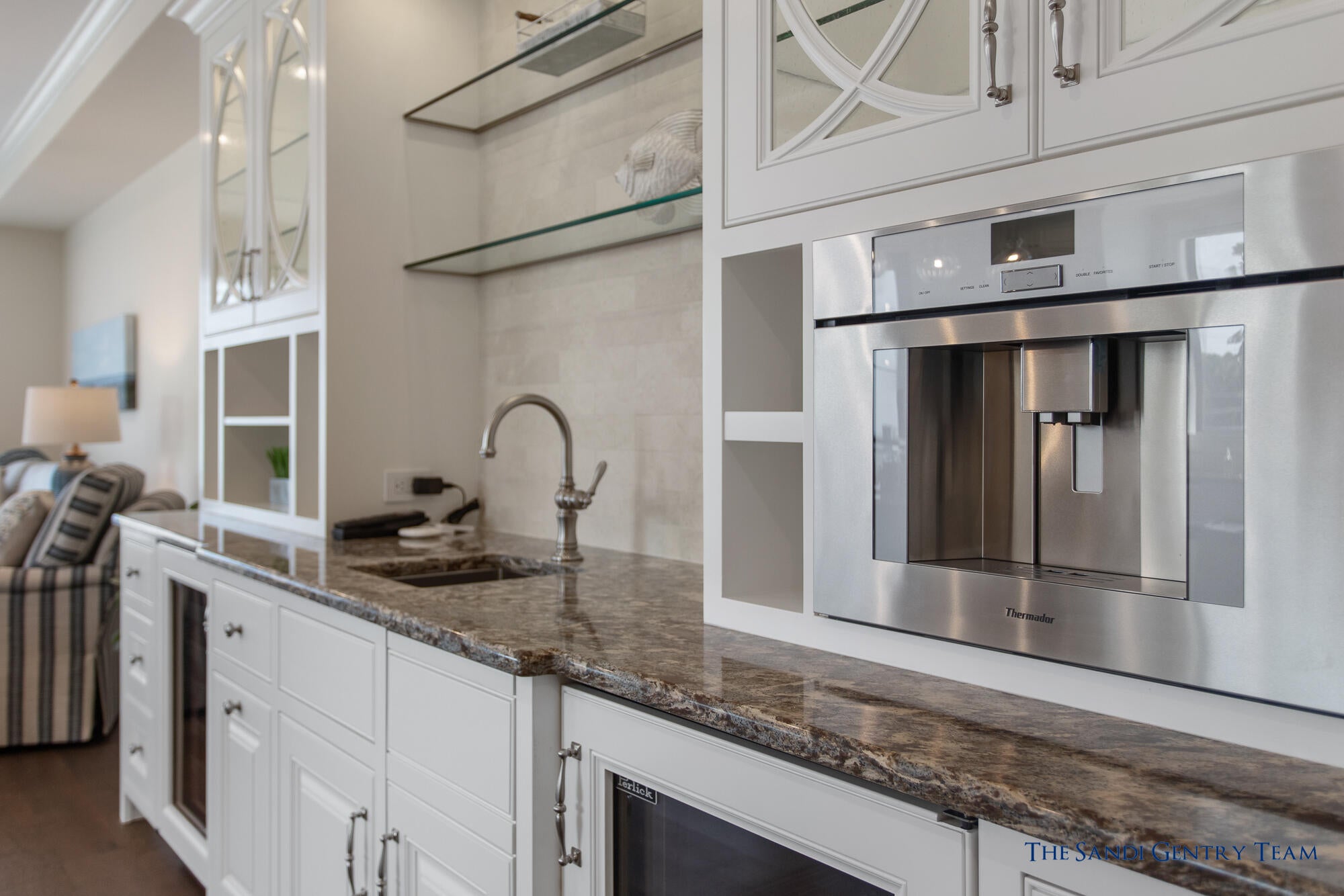 Grand Haven, Michigan, 49417, United States, 2 Bedrooms Bedrooms, ,2 BathroomsBathrooms,Residential,Active,2007339