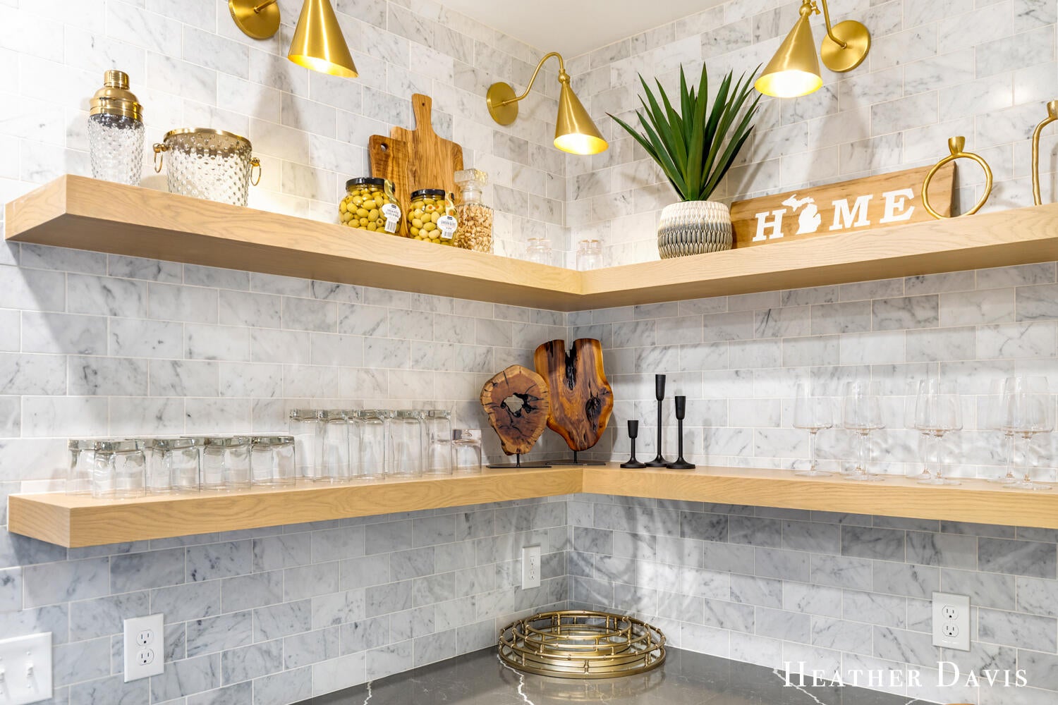 West Olive, Michigan, 49460, United States, 5 Bedrooms Bedrooms, ,6 BathroomsBathrooms,Residential,Active,1972174