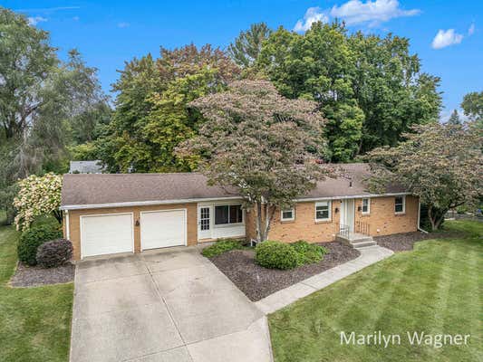 597 FOREST HILL AVE SE, GRAND RAPIDS, MI 49546 - Image 1