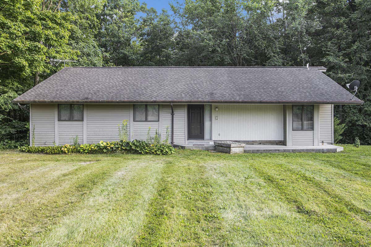 4800 BEMIS RD, YPSILANTI, MI 48197, photo 1 of 20