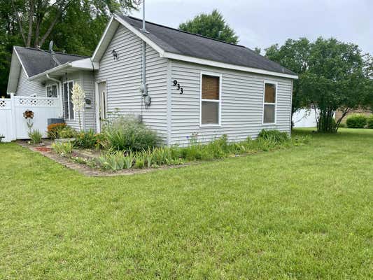 933 N PINE ST, EVART, MI 49631 - Image 1