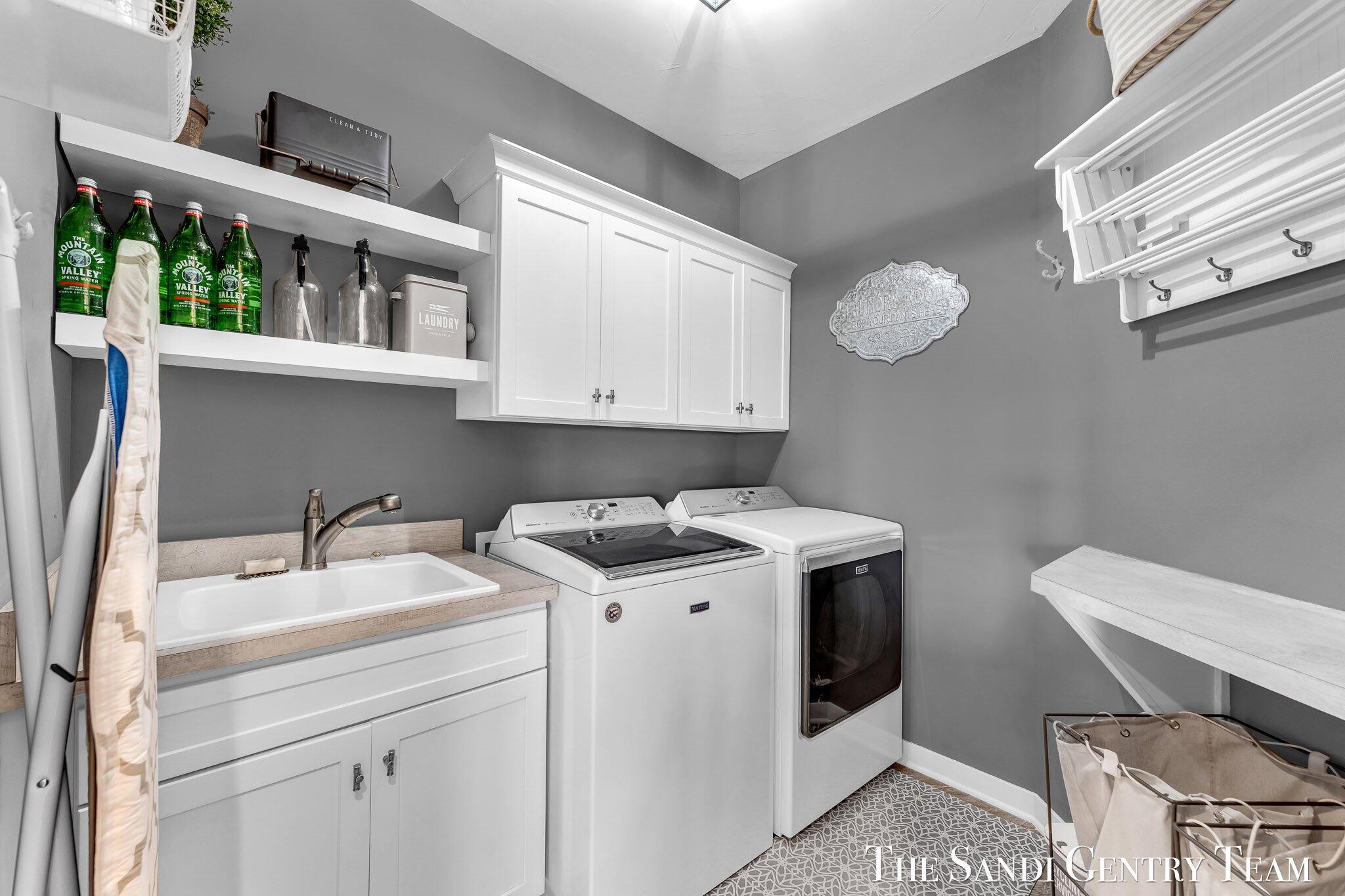 Spring Lake, Michigan, 49456, United States, 4 Bedrooms Bedrooms, ,3 BathroomsBathrooms,Residential,Active,1914577