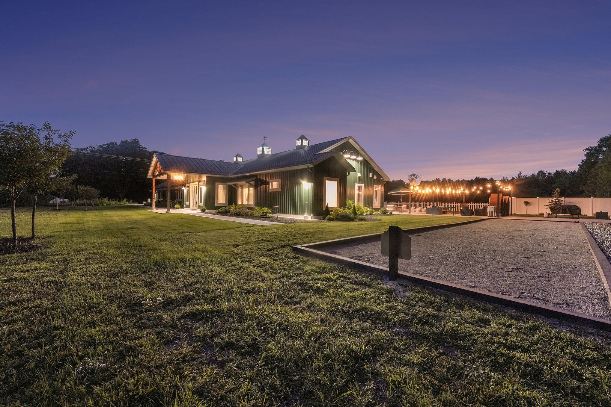 Fennville, Michigan, 49408, United States, 4 Bedrooms Bedrooms, ,4 BathroomsBathrooms,Residential,Active,1964494