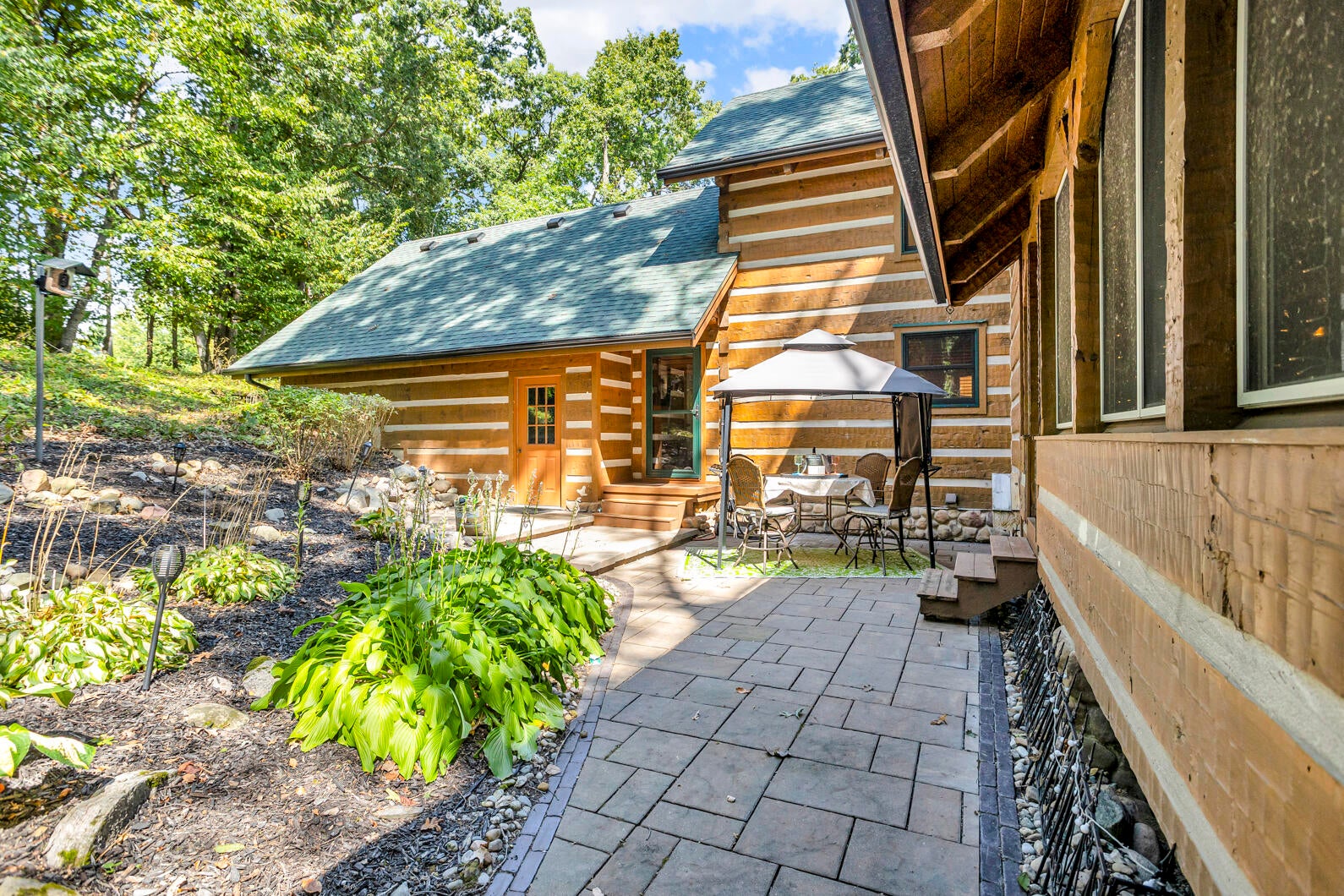 Horton, Michigan, 49246, United States, 5 Bedrooms Bedrooms, ,3 BathroomsBathrooms,Residential,Active,1944098