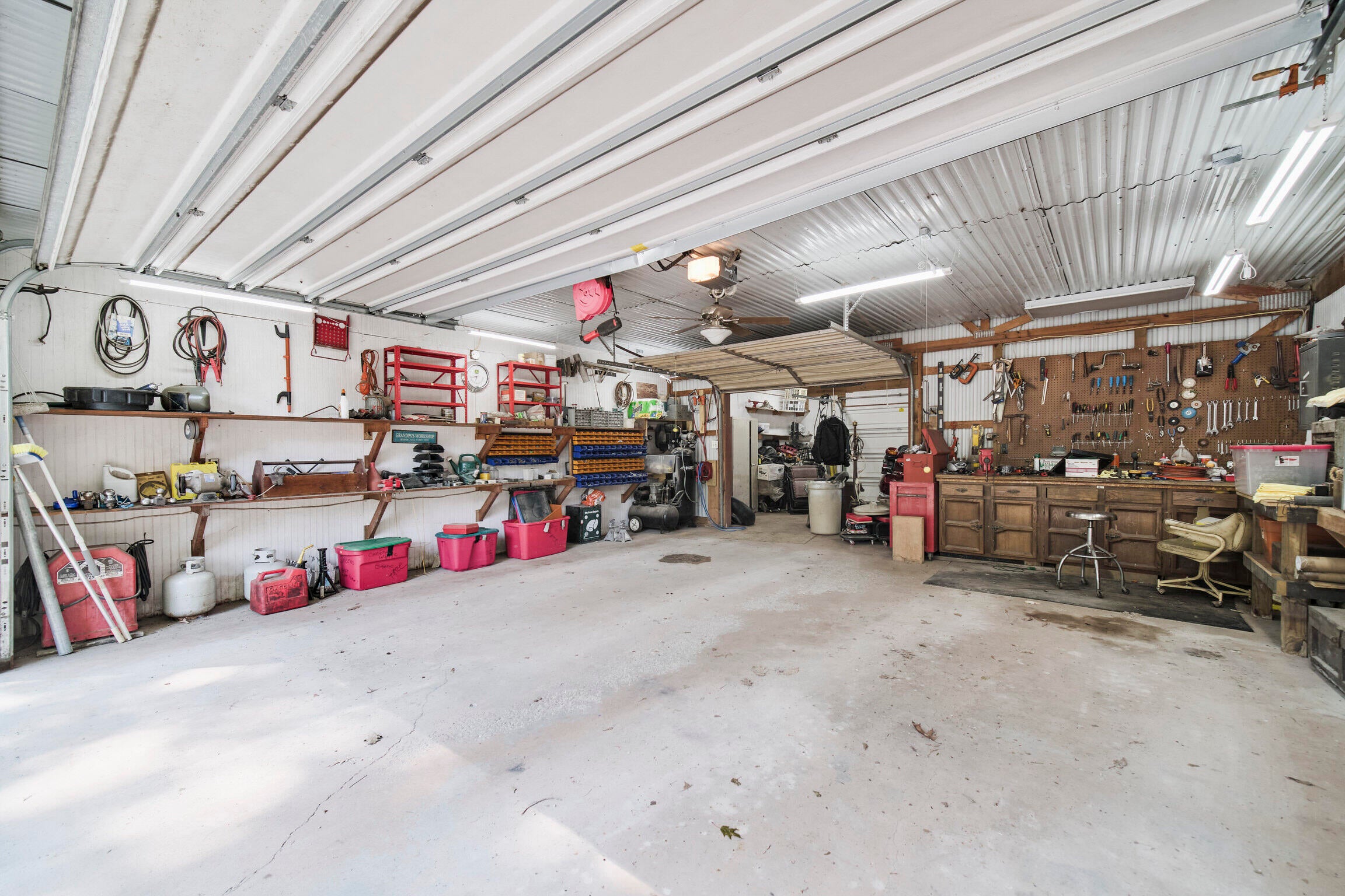 Manistee, Michigan, 49660, United States, 4 Bedrooms Bedrooms, ,4 BathroomsBathrooms,Residential,Active,1913051