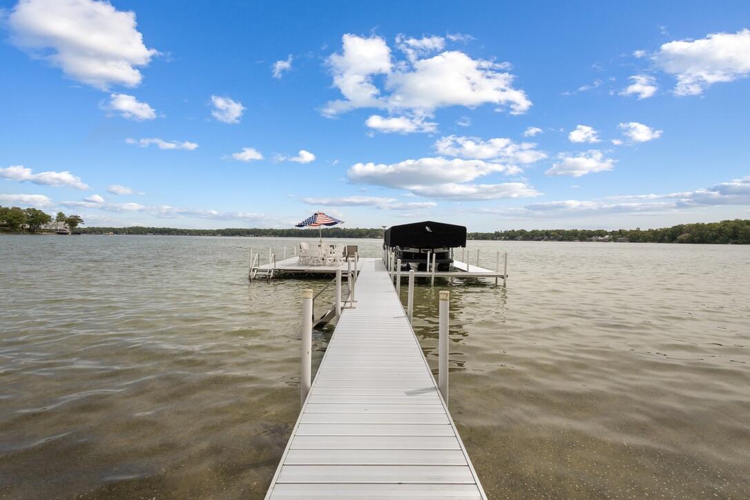 White Pigeon, Michigan, 49099, United States, 9 Bedrooms Bedrooms, ,9 BathroomsBathrooms,Residential,Active,1849554