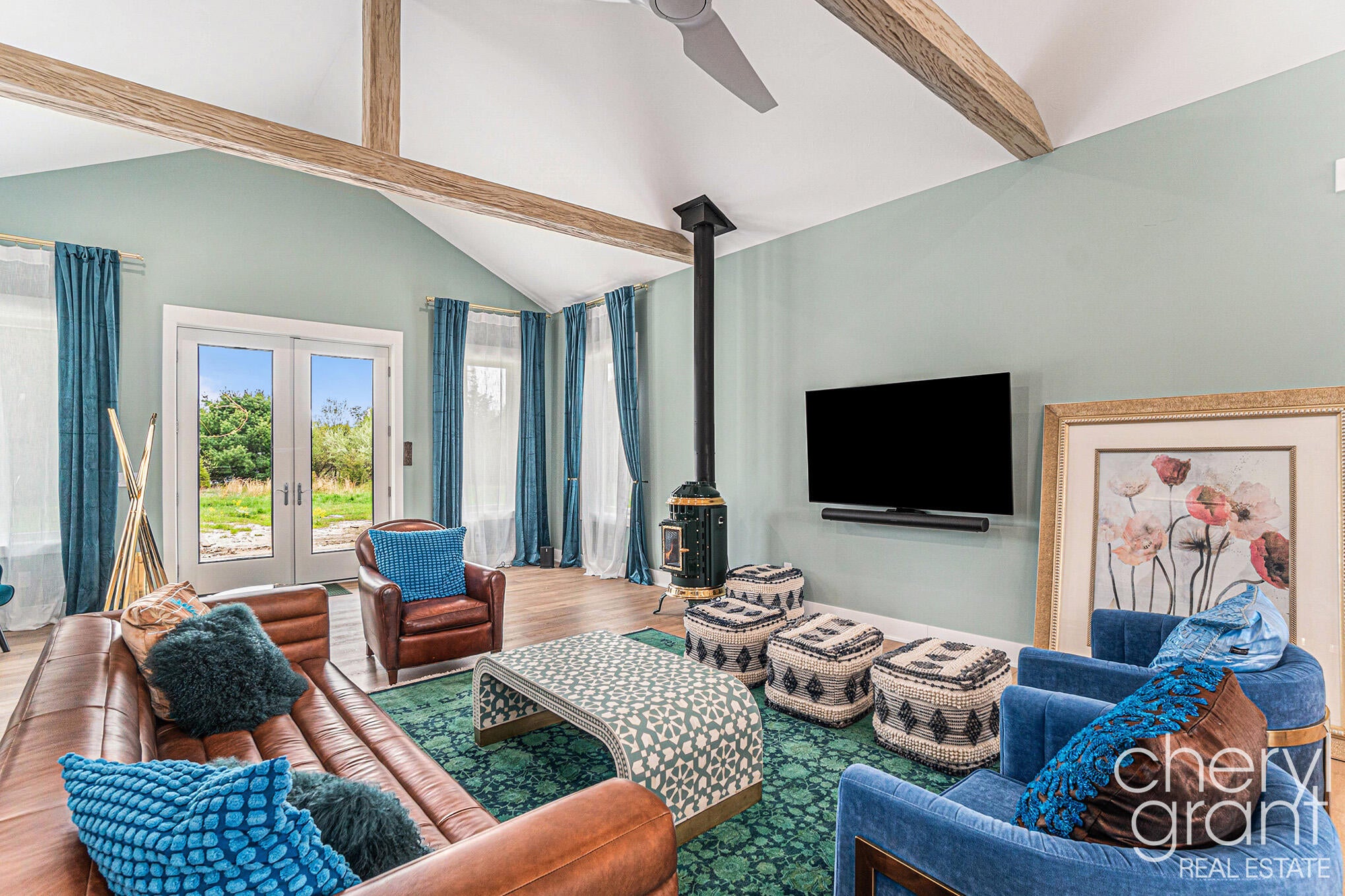 Fennville, Michigan, 49408, United States, 4 Bedrooms Bedrooms, ,4 BathroomsBathrooms,Residential,Active,1964494