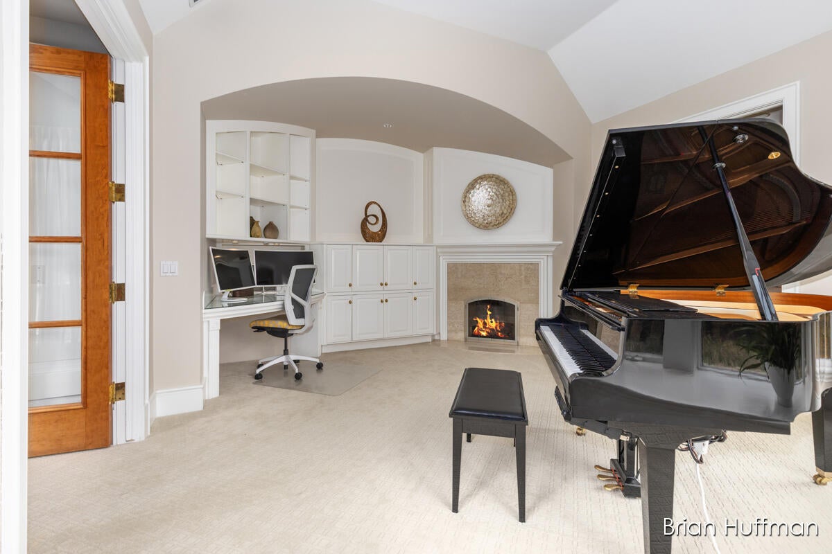 Grandville, Michigan, 49418, United States, 6 Bedrooms Bedrooms, ,9 BathroomsBathrooms,Residential,Active,1988461