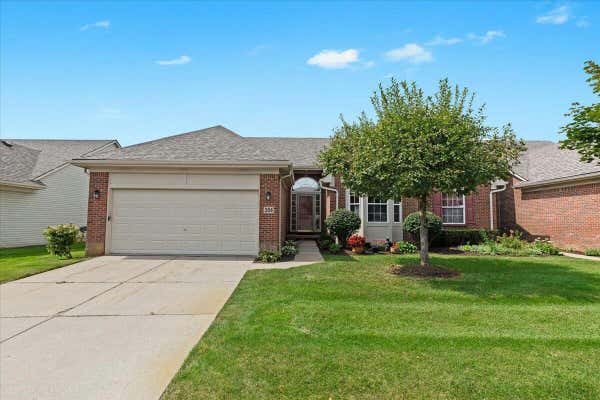 384 WOODHAVEN DR, COMMERCE TOWNSHIP, MI 48390 - Image 1