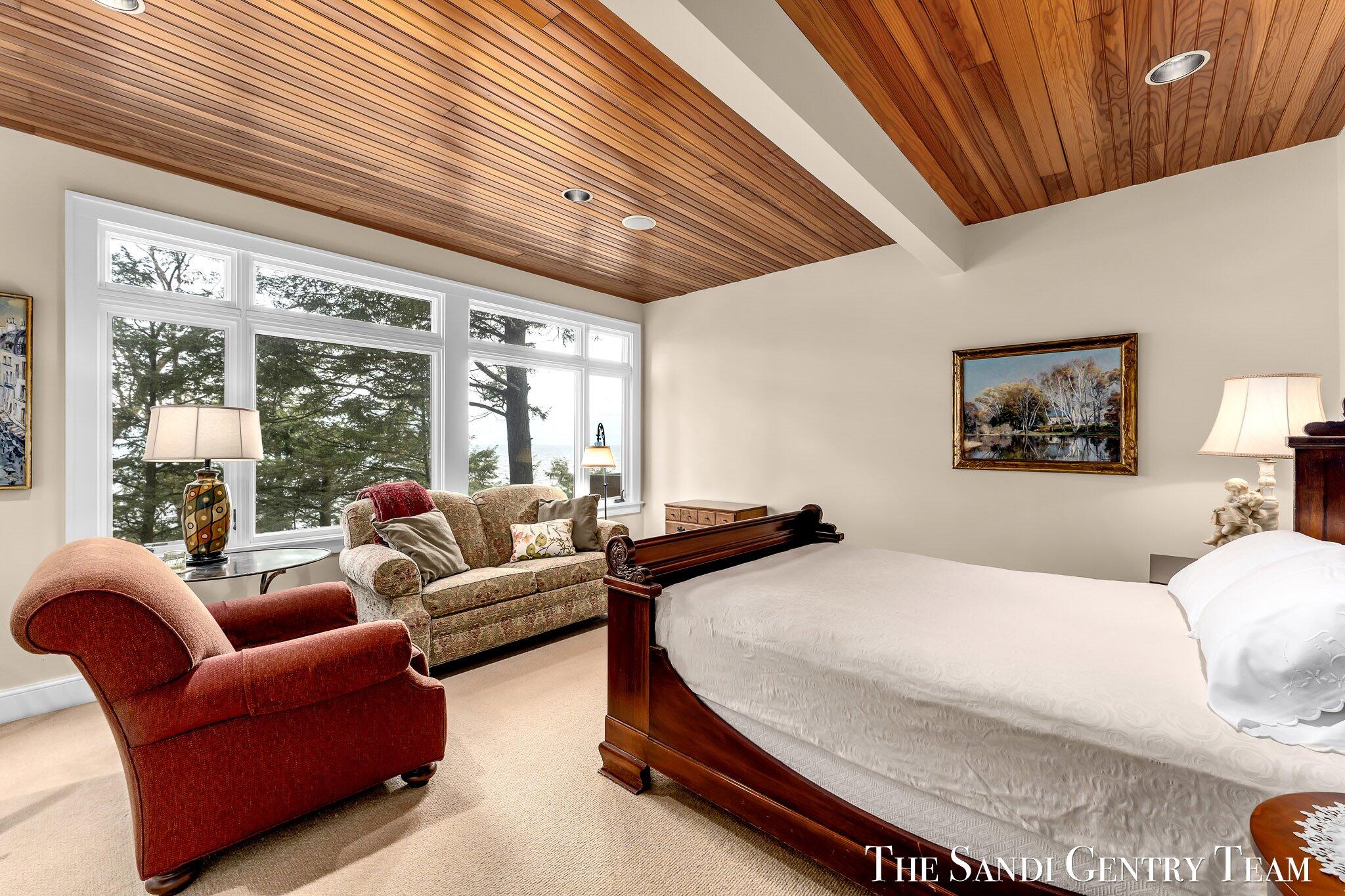 Grand Haven, Michigan, 49417, United States, ,4 BathroomsBathrooms,Residential,Active,1761642