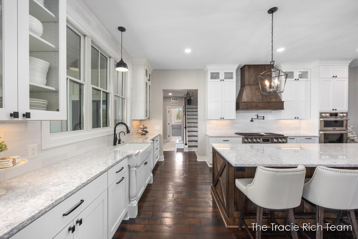 Rockford, Michigan, 49341, United States, 5 Bedrooms Bedrooms, ,5 BathroomsBathrooms,Residential,Active,1929409