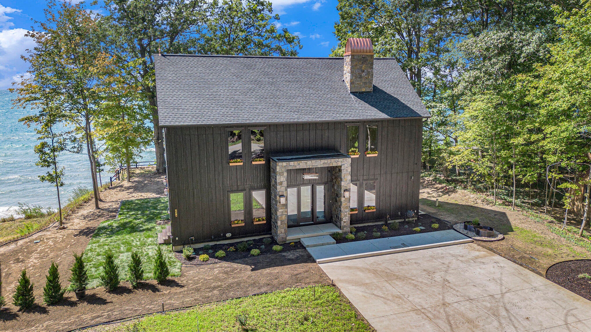 Fennville, Michigan, 49408, United States, 3 Bedrooms Bedrooms, ,4 BathroomsBathrooms,Residential,Active,1849553