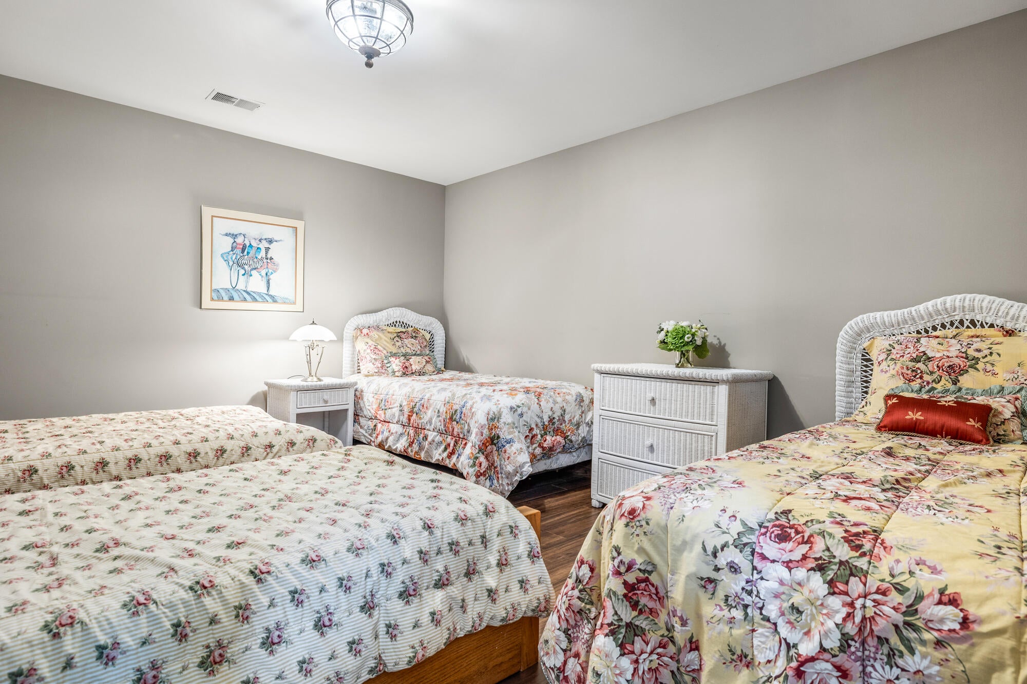 Berrien Springs, Michigan, 49103, United States, ,5 BathroomsBathrooms,Residential,Active,1849497