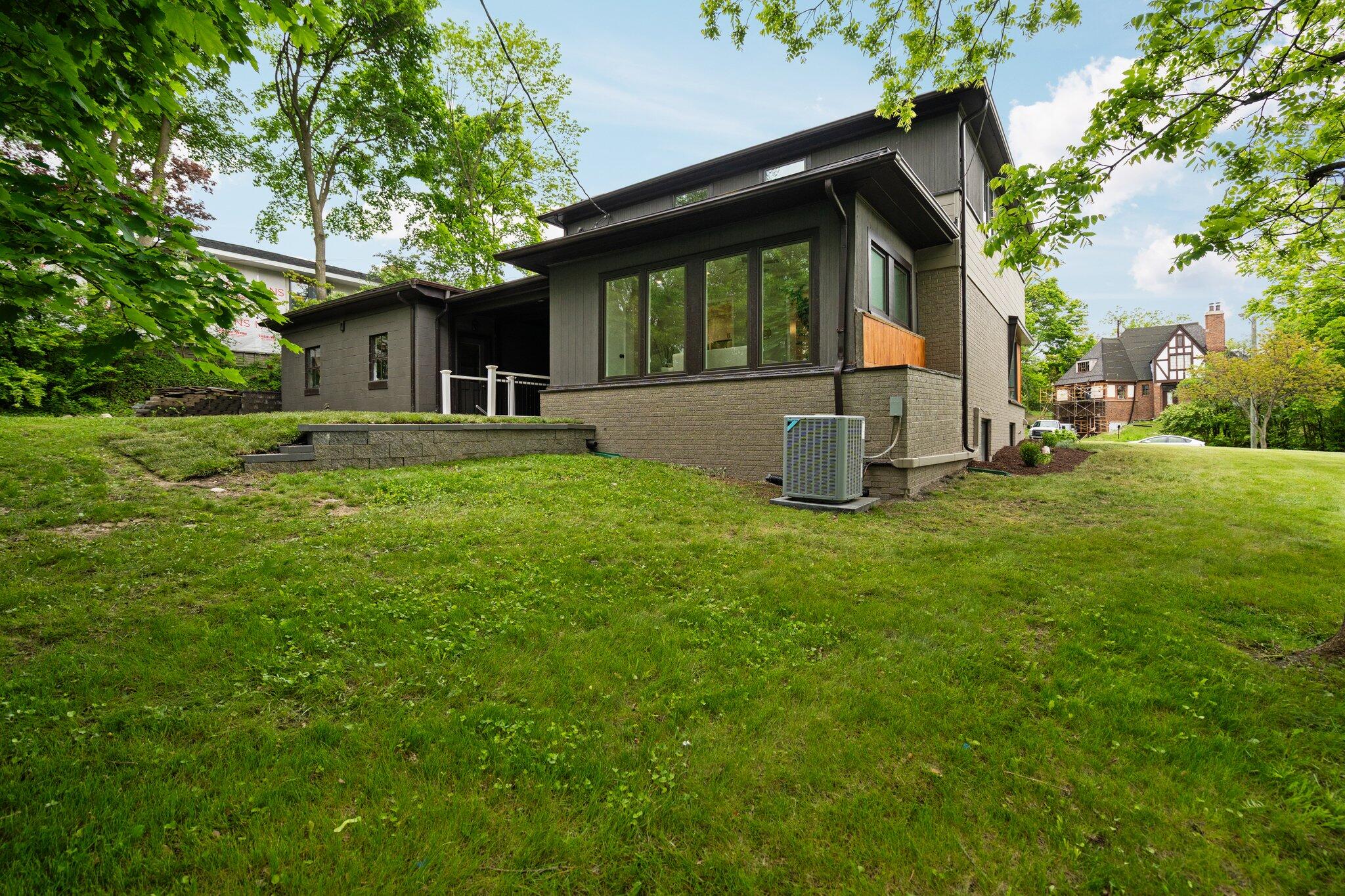 Ann Arbor, Michigan, 48104, United States, 4 Bedrooms Bedrooms, ,4 BathroomsBathrooms,Residential,Active,1831800