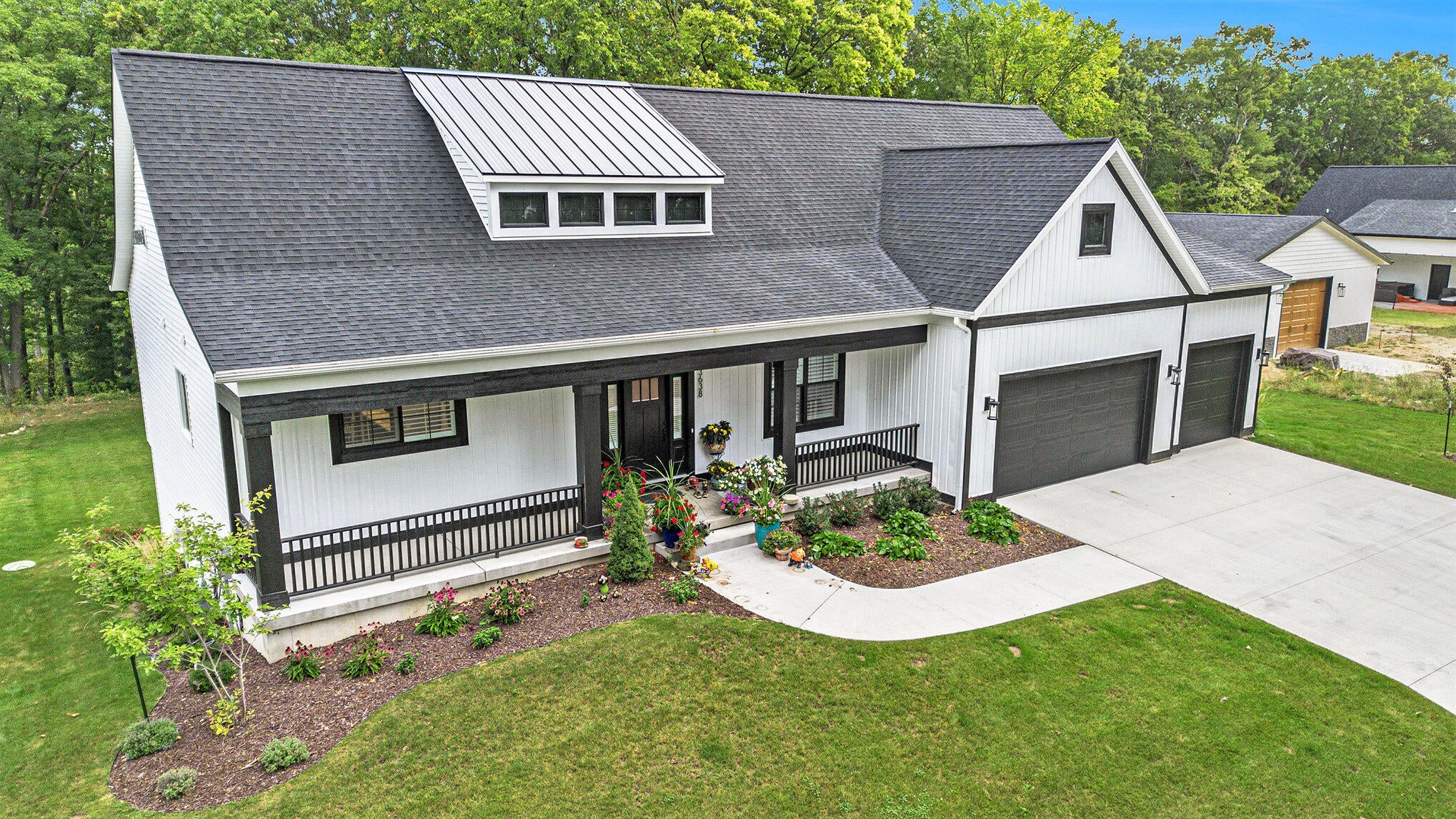 Grand Rapids, Michigan, 49525, United States, 4 Bedrooms Bedrooms, ,4 BathroomsBathrooms,Residential,Active,1987274