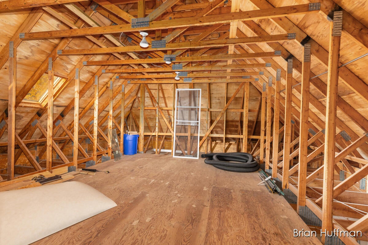 Grandville, Michigan, 49418, United States, 6 Bedrooms Bedrooms, ,9 BathroomsBathrooms,Residential,Active,1988461