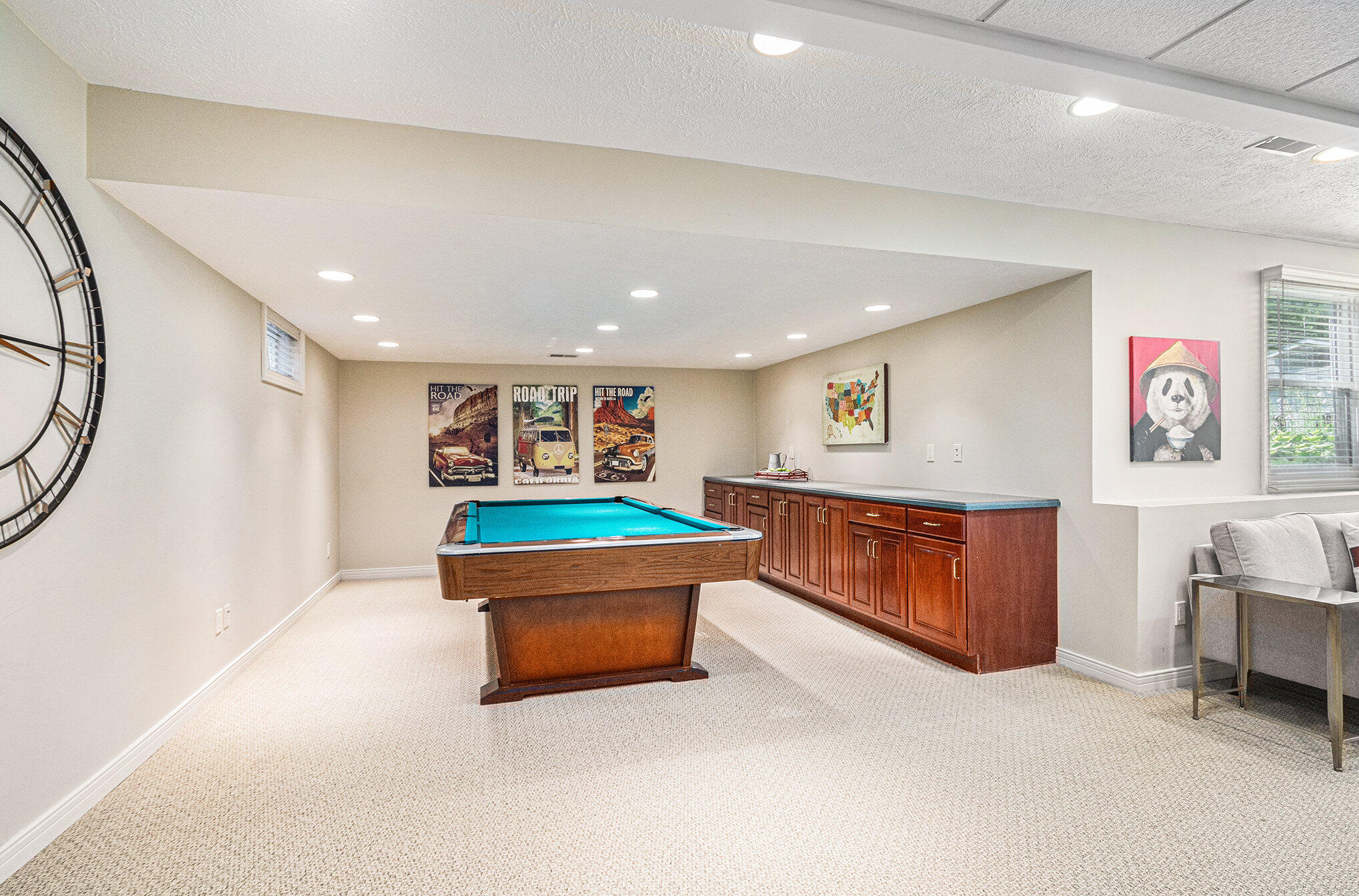 Holland, Michigan, 49423, United States, 4 Bedrooms Bedrooms, ,4 BathroomsBathrooms,Residential,Active,1914588