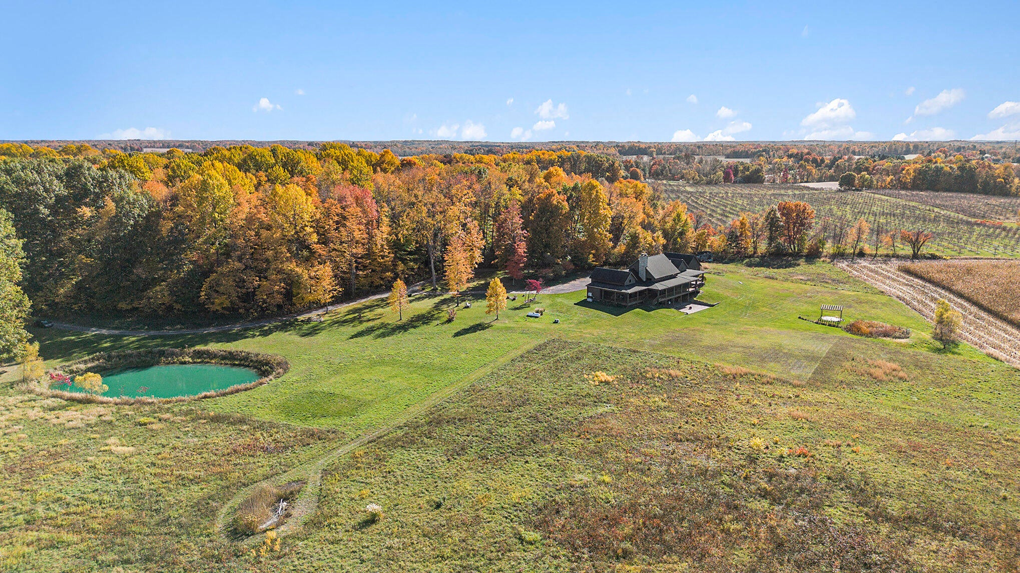 Berrien Springs, Michigan, 49103, United States, ,5 BathroomsBathrooms,Residential,Active,1849497