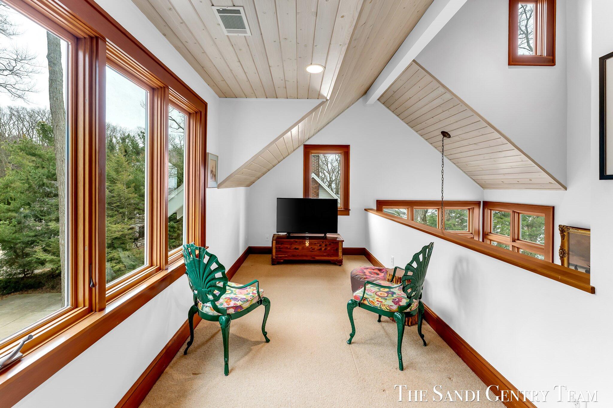 Grand Haven, Michigan, 49417, United States, ,4 BathroomsBathrooms,Residential,Active,1761642