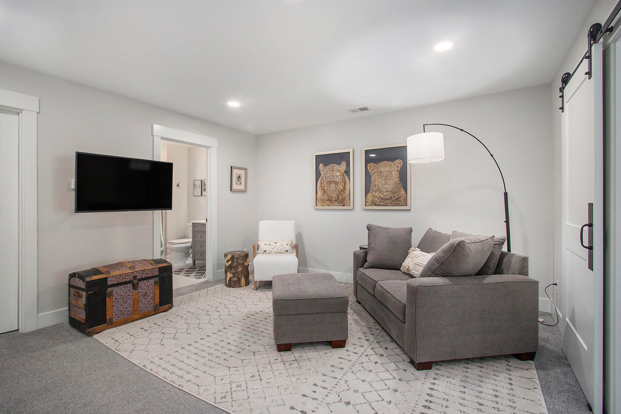 Holland, Michigan, 49424, United States, 3 Bedrooms Bedrooms, ,3 BathroomsBathrooms,Residential,Active,1970962