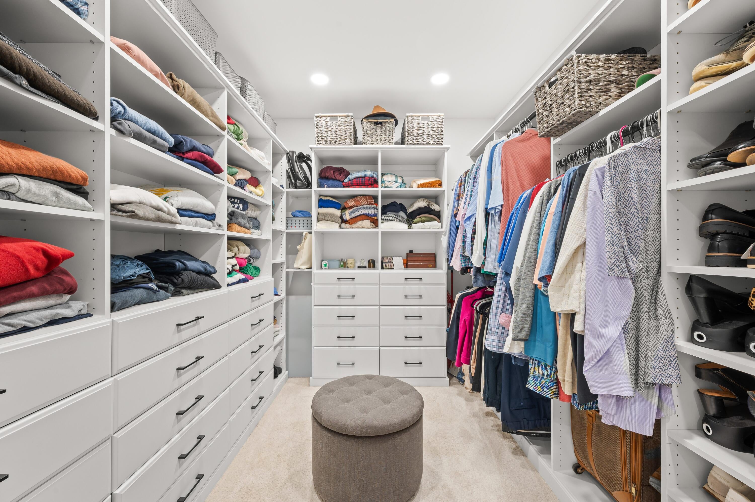 St. Joseph, Michigan, 49085, United States, 6 Bedrooms Bedrooms, ,6 BathroomsBathrooms,Residential,Active,1985598