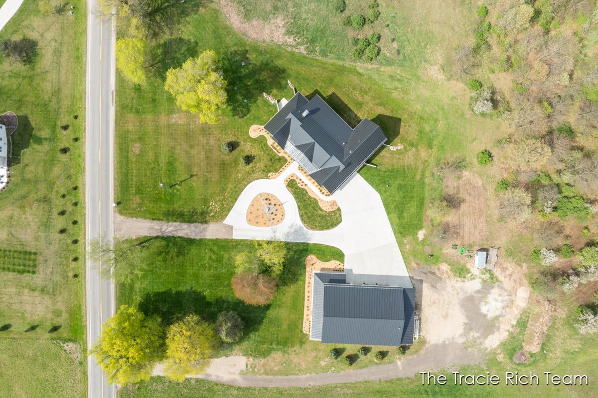 Rockford, Michigan, 49341, United States, 5 Bedrooms Bedrooms, ,5 BathroomsBathrooms,Residential,Active,1929409