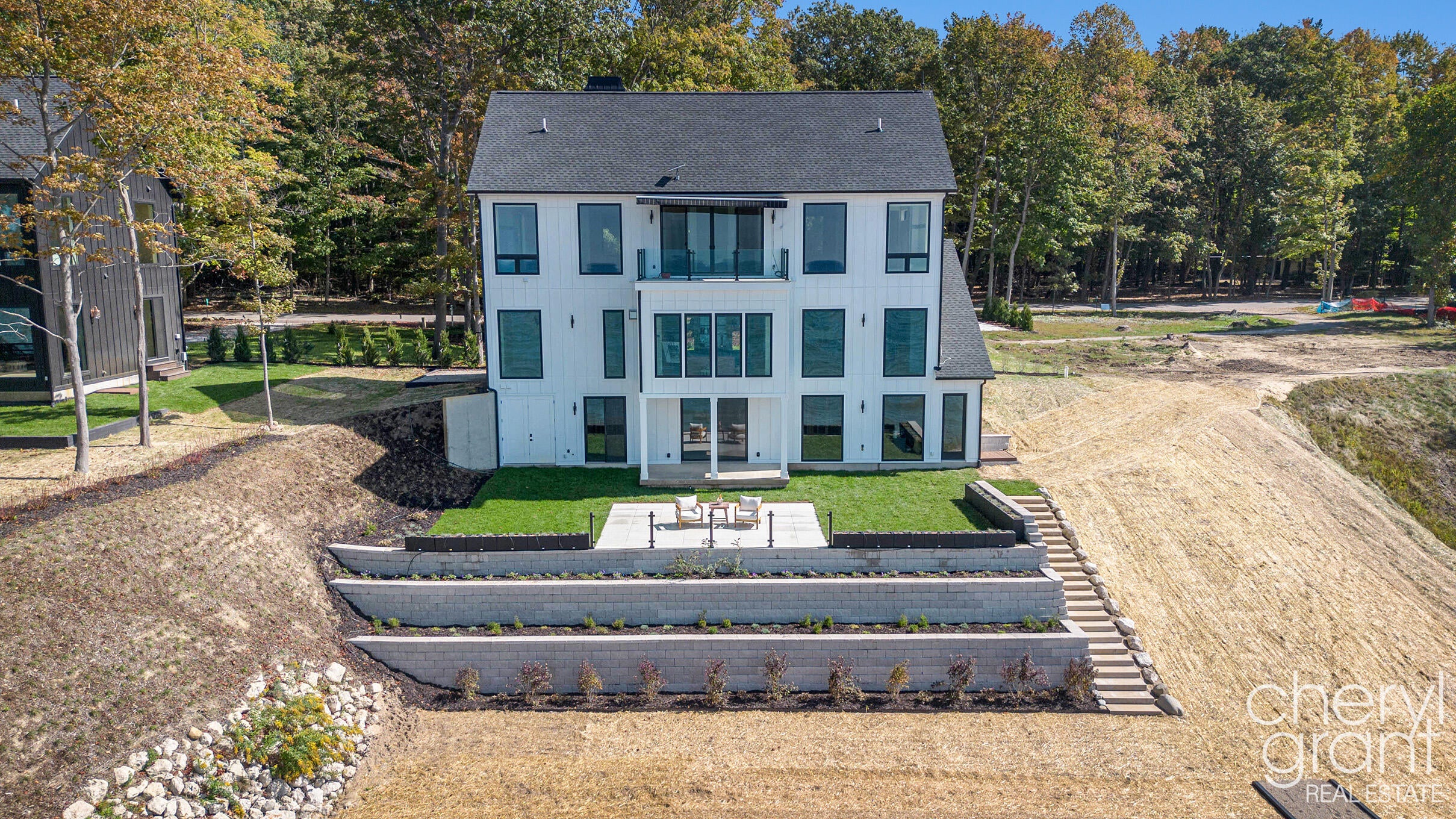 Fennville, Michigan, 49408, United States, 3 Bedrooms Bedrooms, ,4 BathroomsBathrooms,Residential,Active,1929432