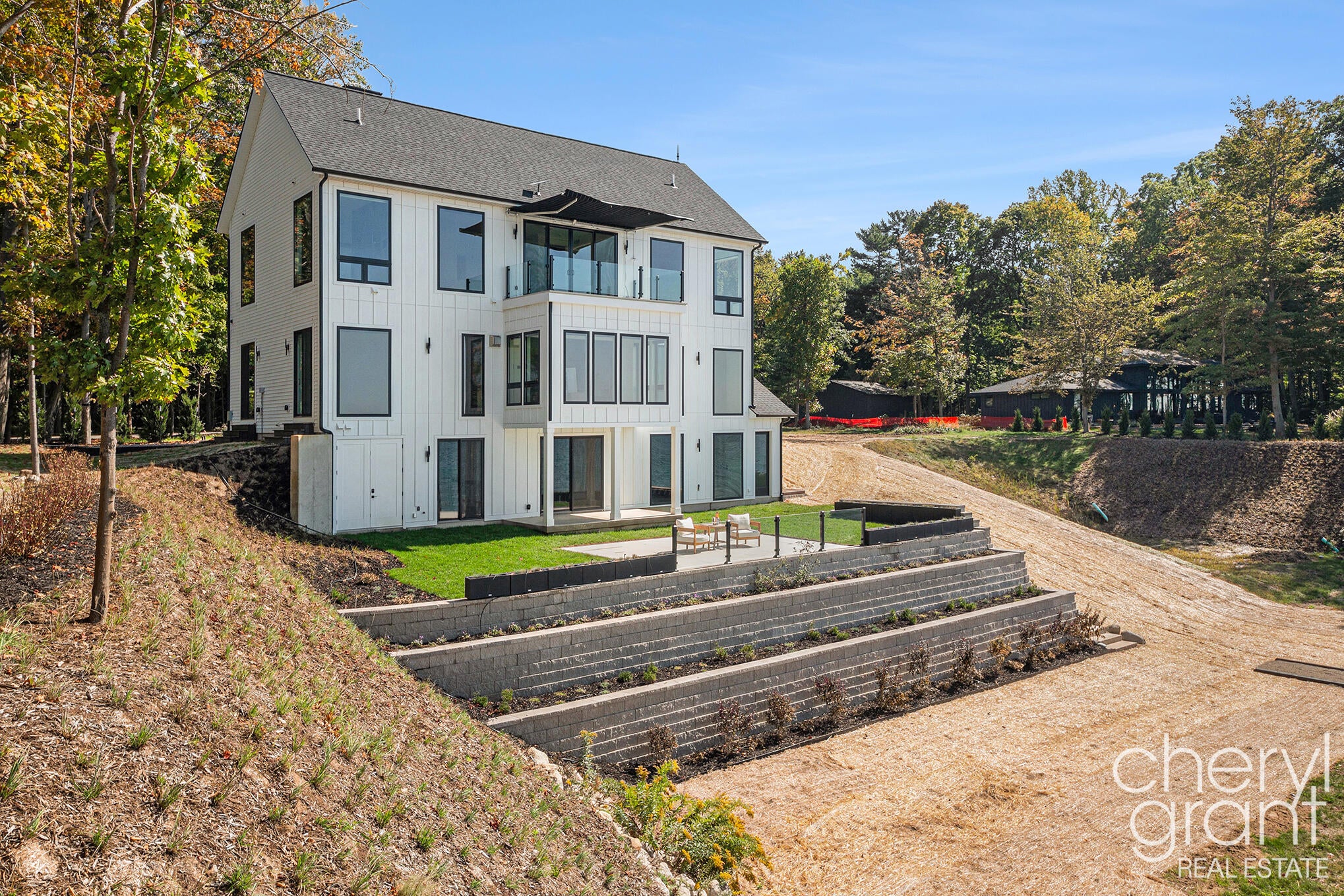 Fennville, Michigan, 49408, United States, 3 Bedrooms Bedrooms, ,4 BathroomsBathrooms,Residential,Active,1929432