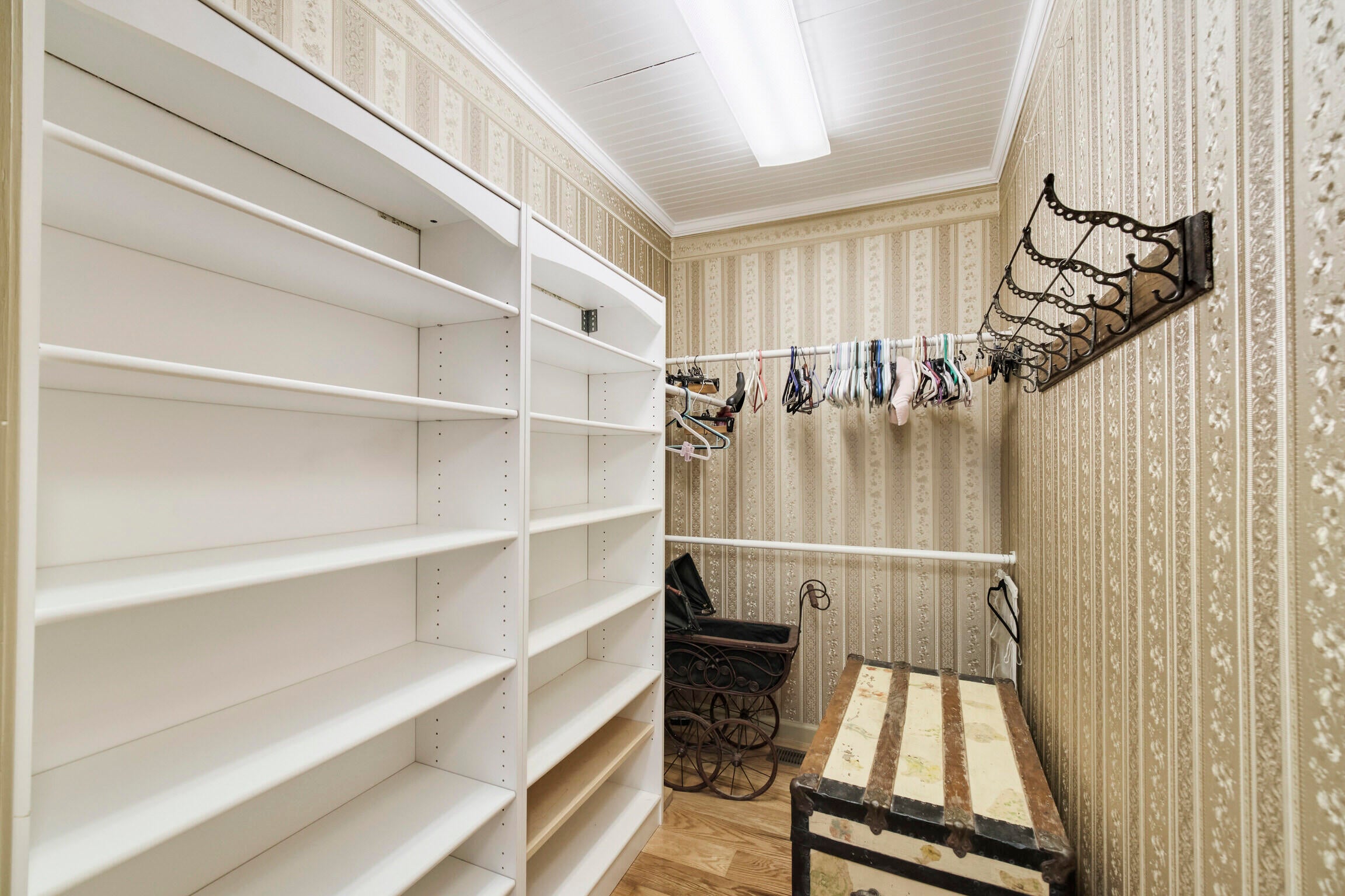 Manistee, Michigan, 49660, United States, 4 Bedrooms Bedrooms, ,4 BathroomsBathrooms,Residential,Active,1913051