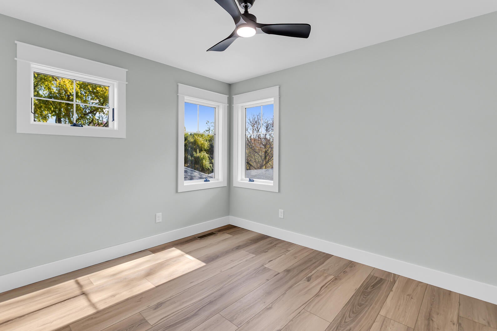 Manitou Beach, Michigan, 49253, United States, 5 Bedrooms Bedrooms, ,4 BathroomsBathrooms,Residential,Active,1989794