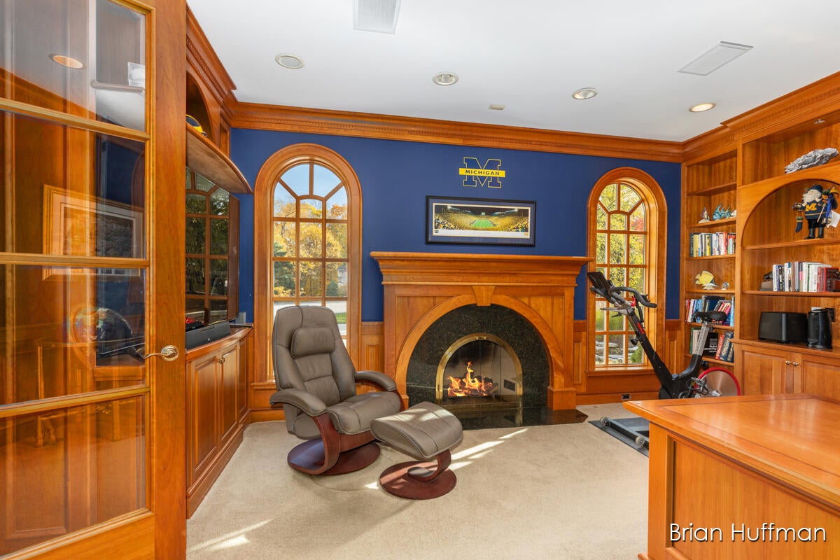 Grandville, Michigan, 49418, United States, 6 Bedrooms Bedrooms, ,9 BathroomsBathrooms,Residential,Active,1988461