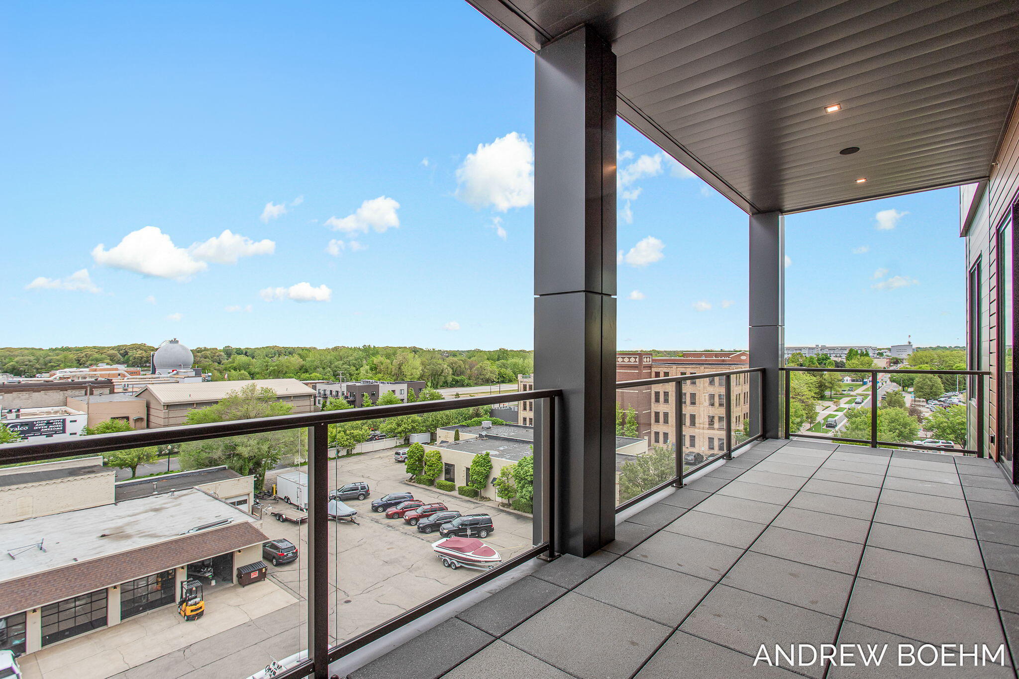 Holland, Michigan, 49423, United States, ,3 BathroomsBathrooms,Residential,Pending,1769506