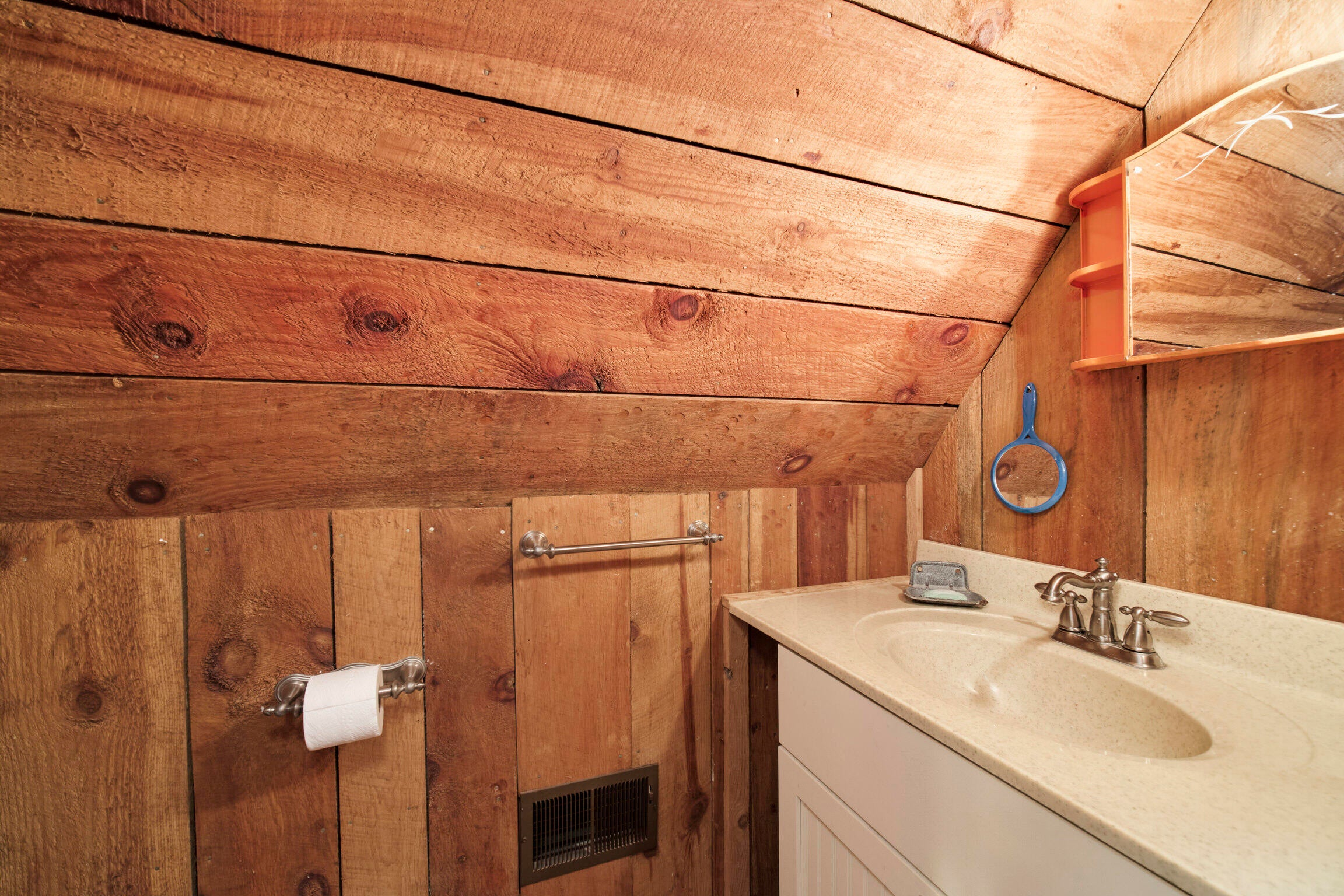 Manistee, Michigan, 49660, United States, 4 Bedrooms Bedrooms, ,4 BathroomsBathrooms,Residential,Active,1913051