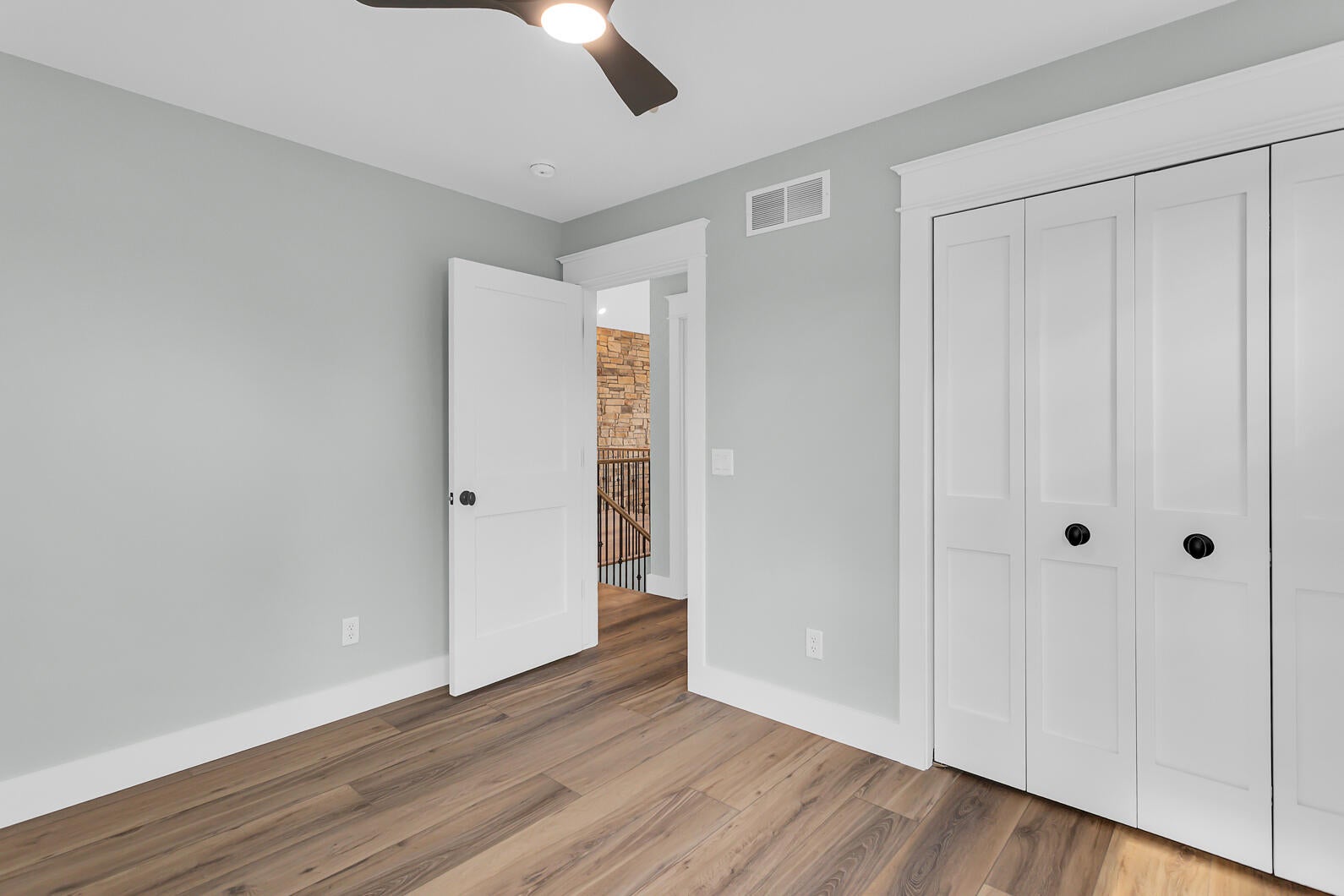 Manitou Beach, Michigan, 49253, United States, 5 Bedrooms Bedrooms, ,4 BathroomsBathrooms,Residential,Active,1989794