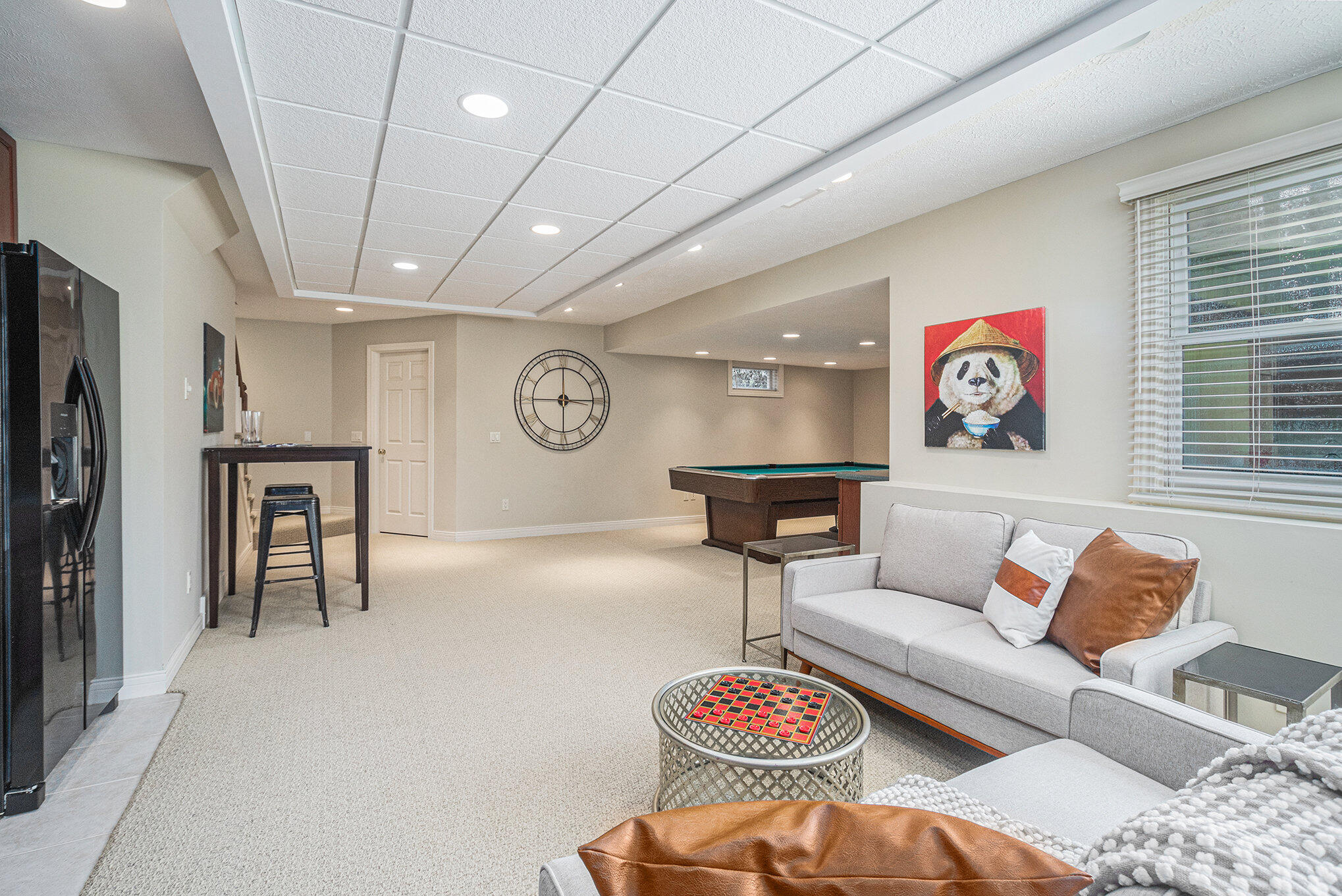 Holland, Michigan, 49423, United States, 4 Bedrooms Bedrooms, ,4 BathroomsBathrooms,Residential,Active,1914588