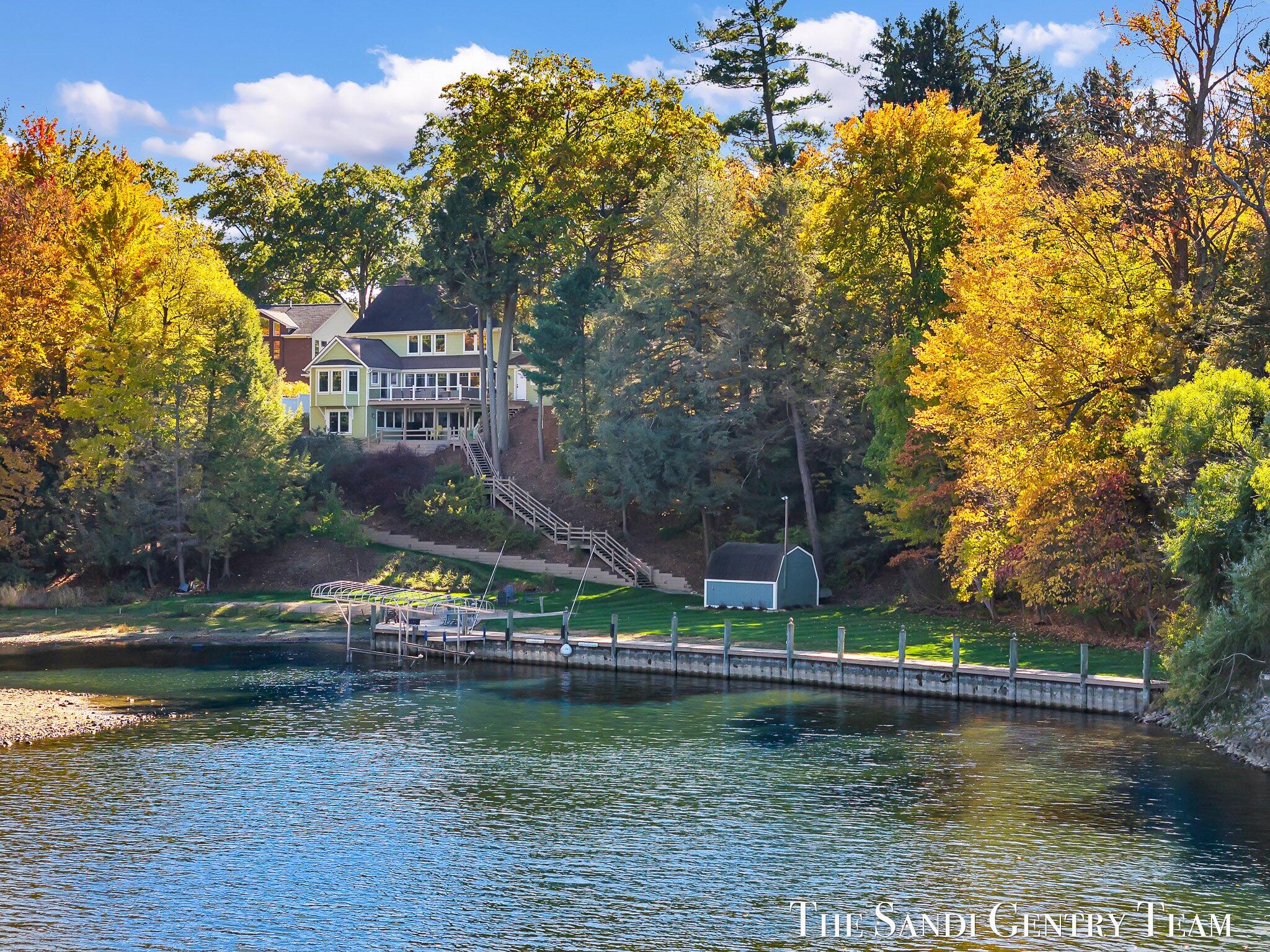 Spring Lake, Michigan, 49456, United States, 6 Bedrooms Bedrooms, ,5 BathroomsBathrooms,Residential,Active,1973307