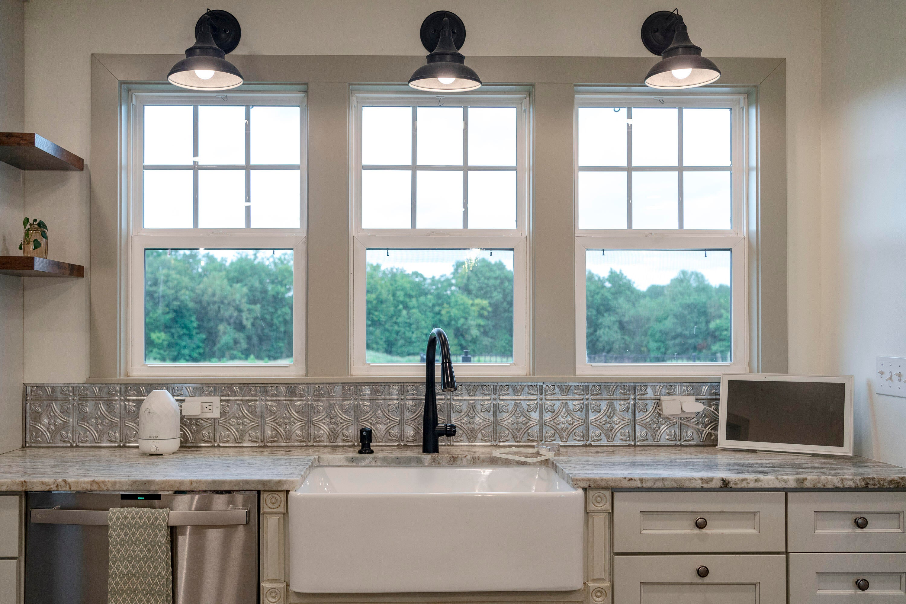 Middleville, Michigan, 49333, United States, 6 Bedrooms Bedrooms, ,3 BathroomsBathrooms,Residential,Active,2006790