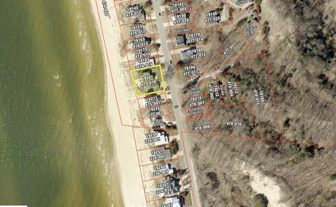 Spring Lake, Michigan, 49456, United States, 5 Bedrooms Bedrooms, ,6 BathroomsBathrooms,Residential,Active,1960133