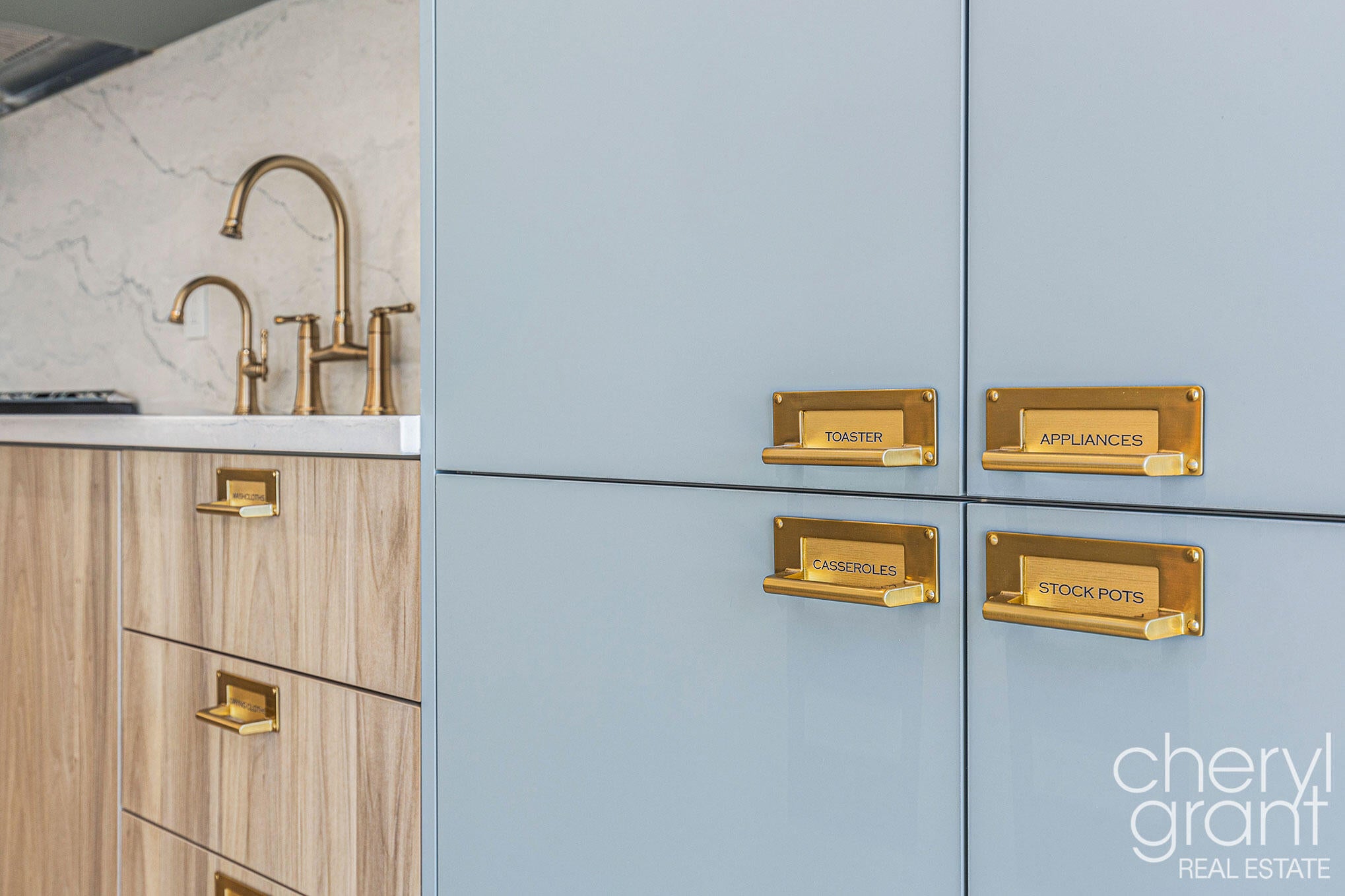 Fennville, Michigan, 49408, United States, 3 Bedrooms Bedrooms, ,4 BathroomsBathrooms,Residential,Active,1929432