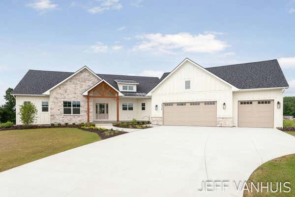 3724 SHORESIDE CT, HUDSONVILLE, MI 49426 - Image 1