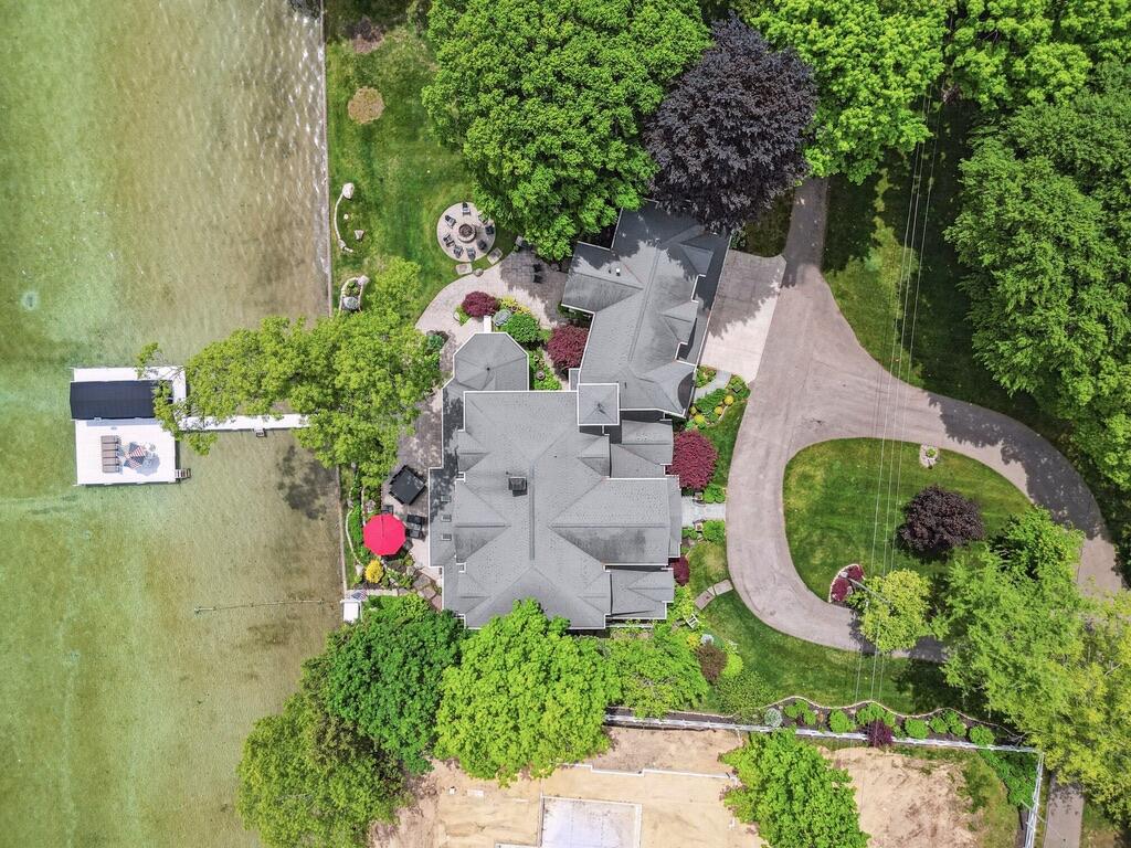 White Pigeon, Michigan, 49099, United States, 9 Bedrooms Bedrooms, ,9 BathroomsBathrooms,Residential,Active,1849554