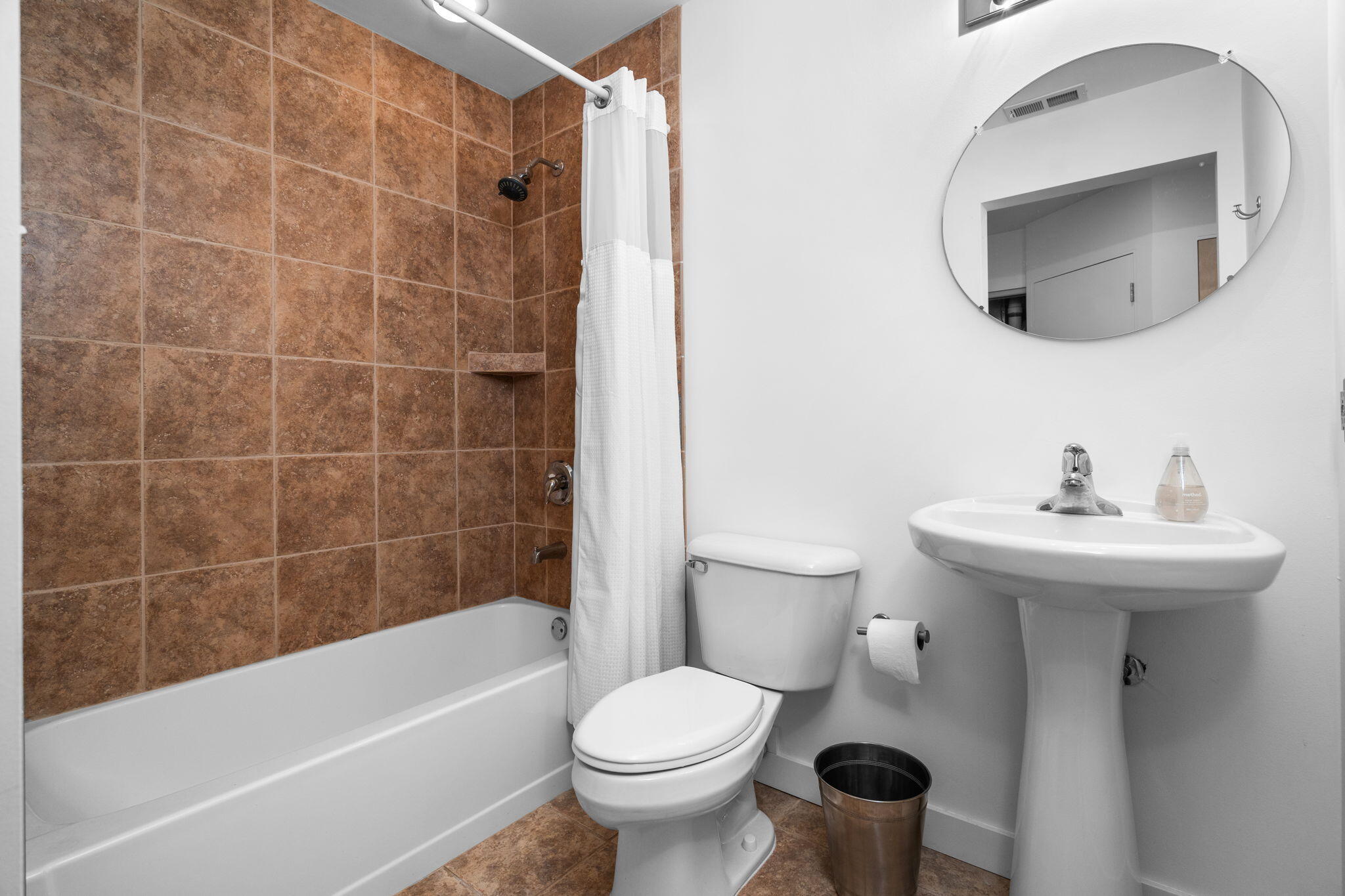 Ann Arbor, Michigan, 48104, United States, 3 Bedrooms Bedrooms, ,4 BathroomsBathrooms,Residential,Active,2007079