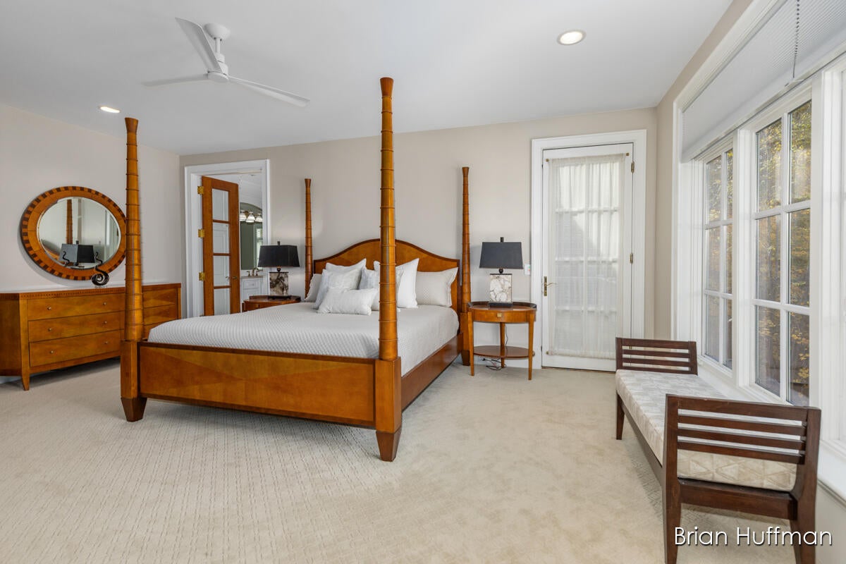 Grandville, Michigan, 49418, United States, 6 Bedrooms Bedrooms, ,9 BathroomsBathrooms,Residential,Active,1988461